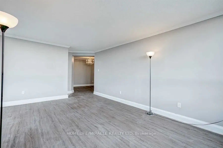 12 Laurelcrest Street, #1101