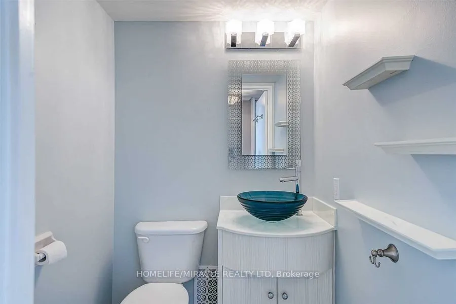 12 Laurelcrest Street, #1101