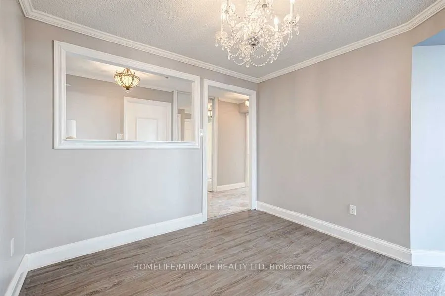 12 Laurelcrest Street, #1101