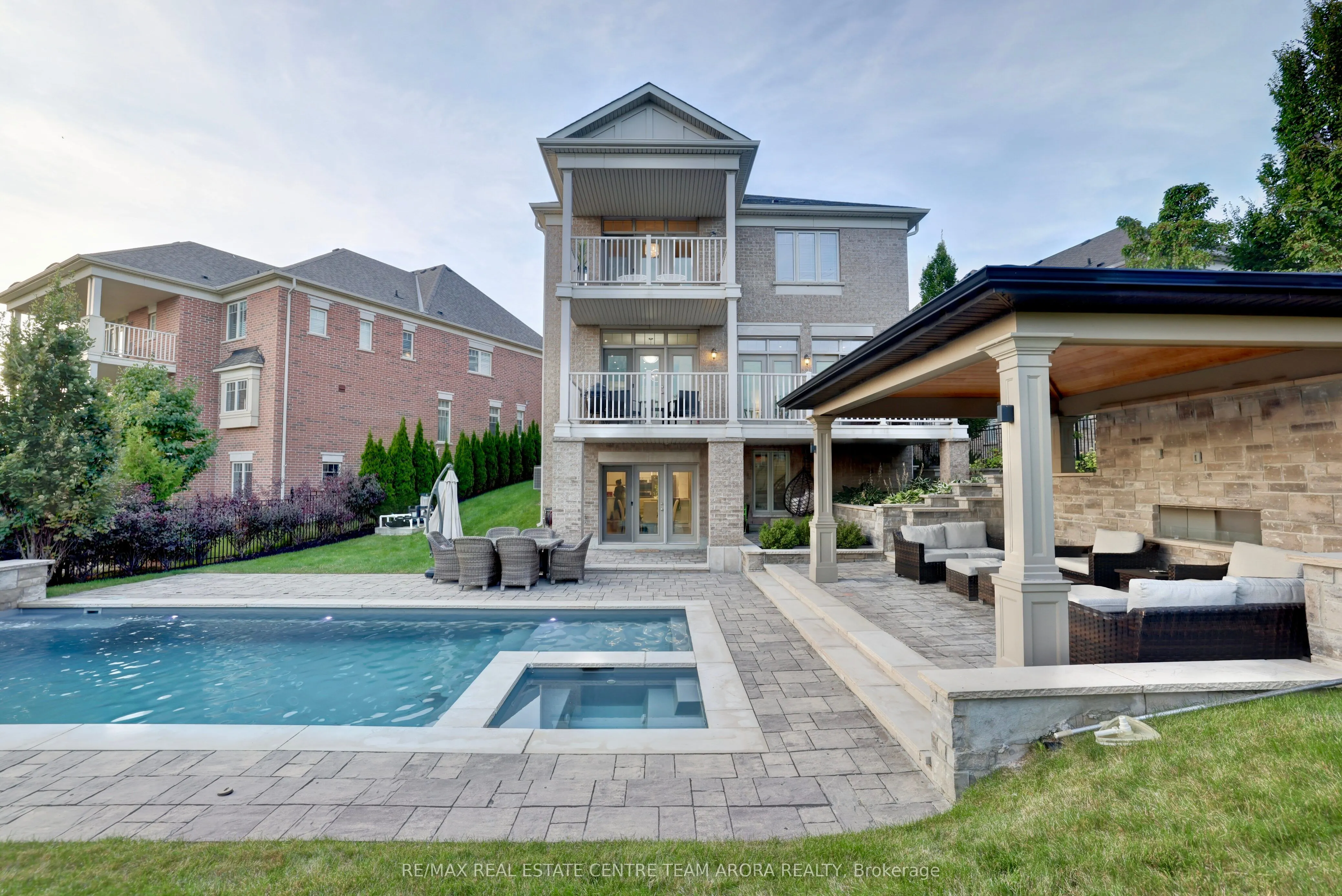 150 Coastline Drive