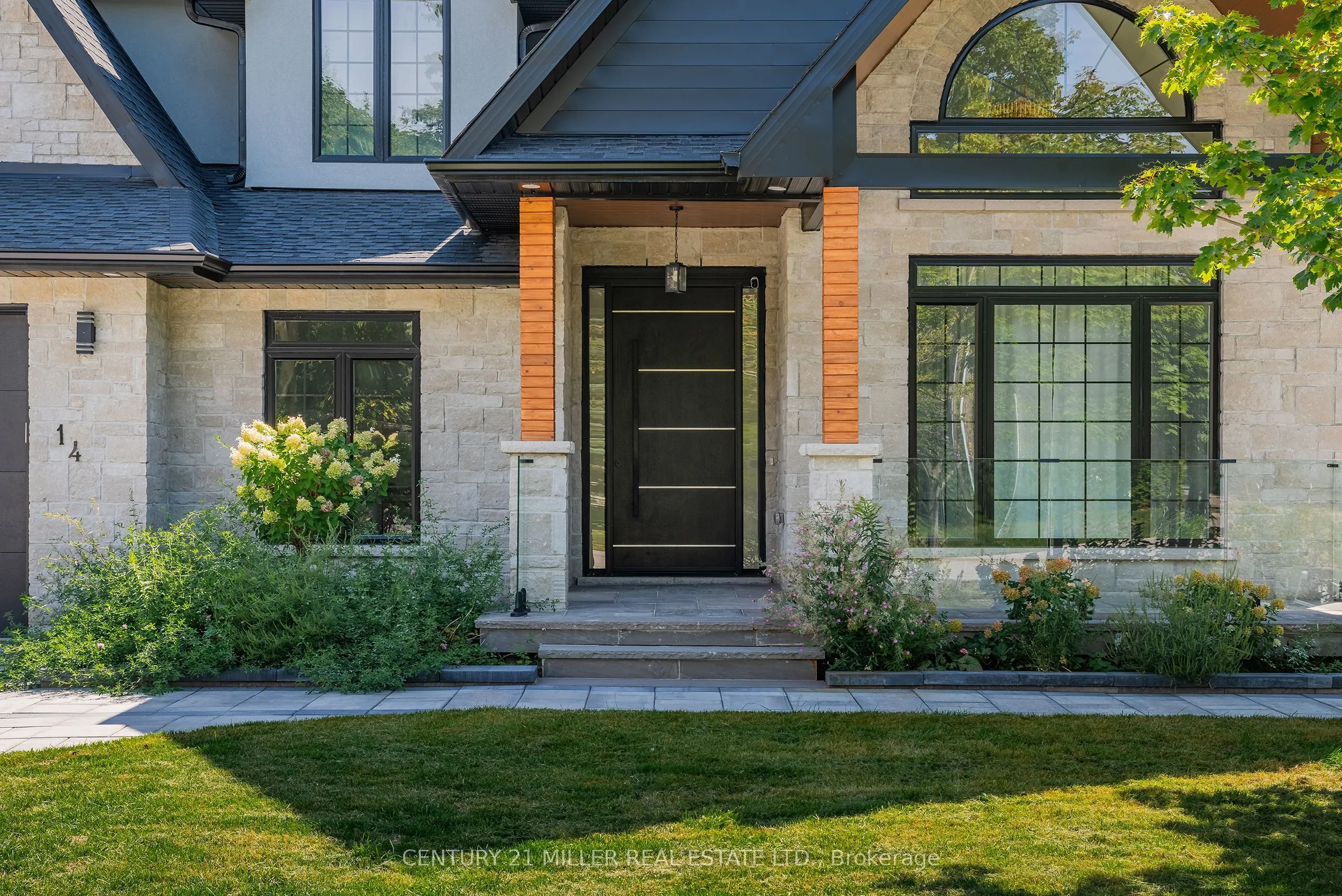 14 Crescent Road