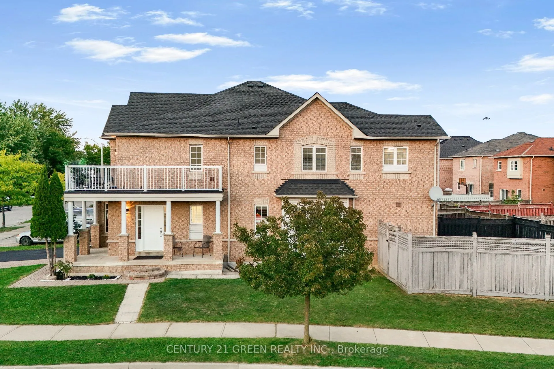 35 Samantha Crescent