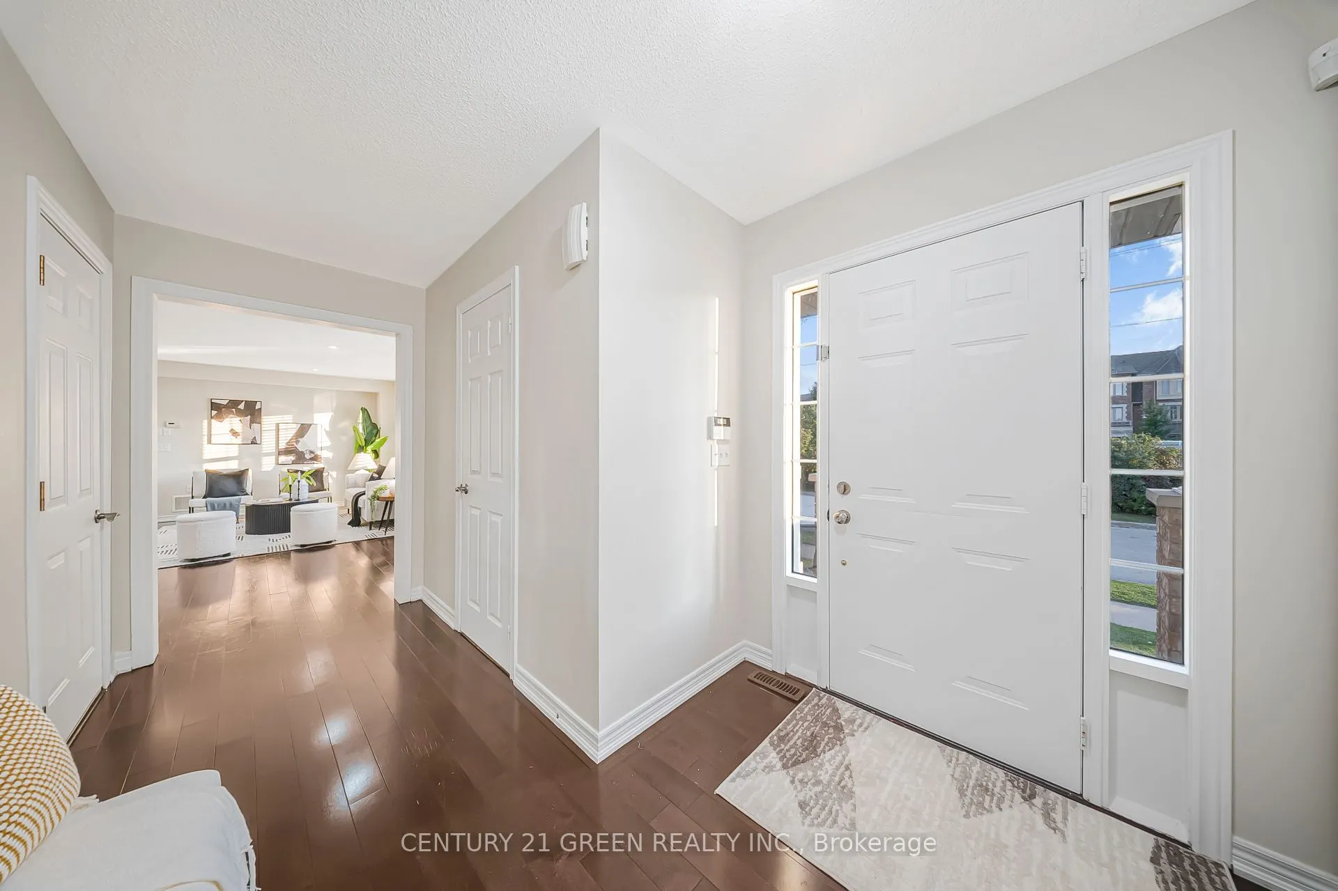 35 Samantha Crescent
