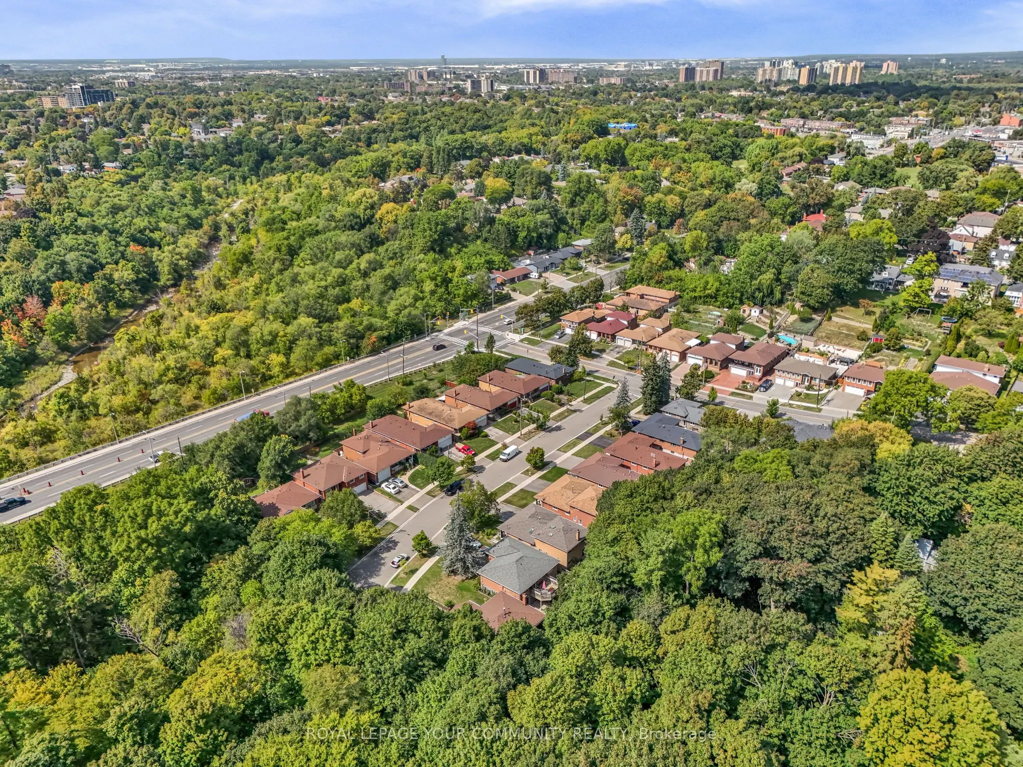 6 Hentob Court