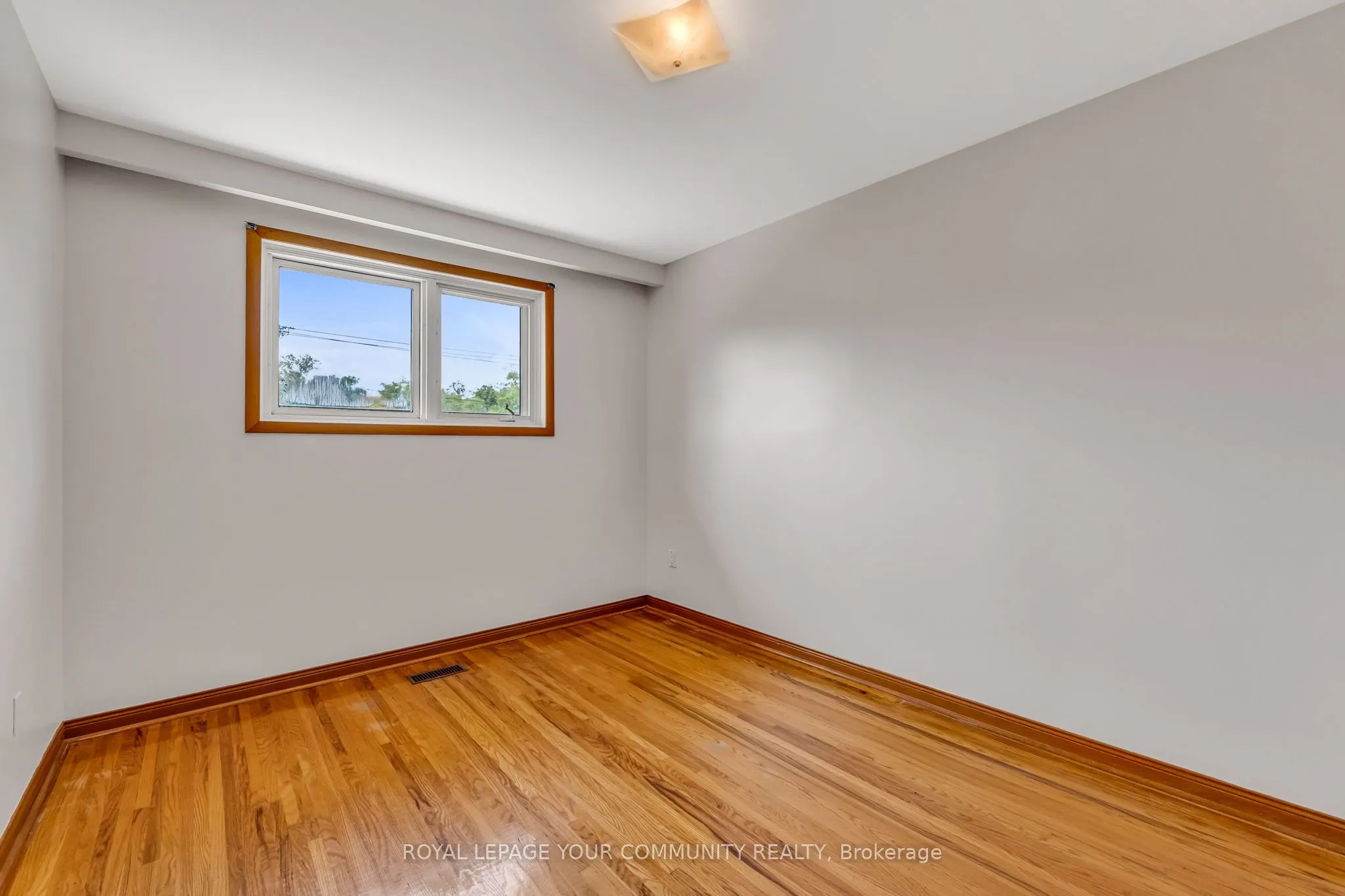 6 Hentob Court