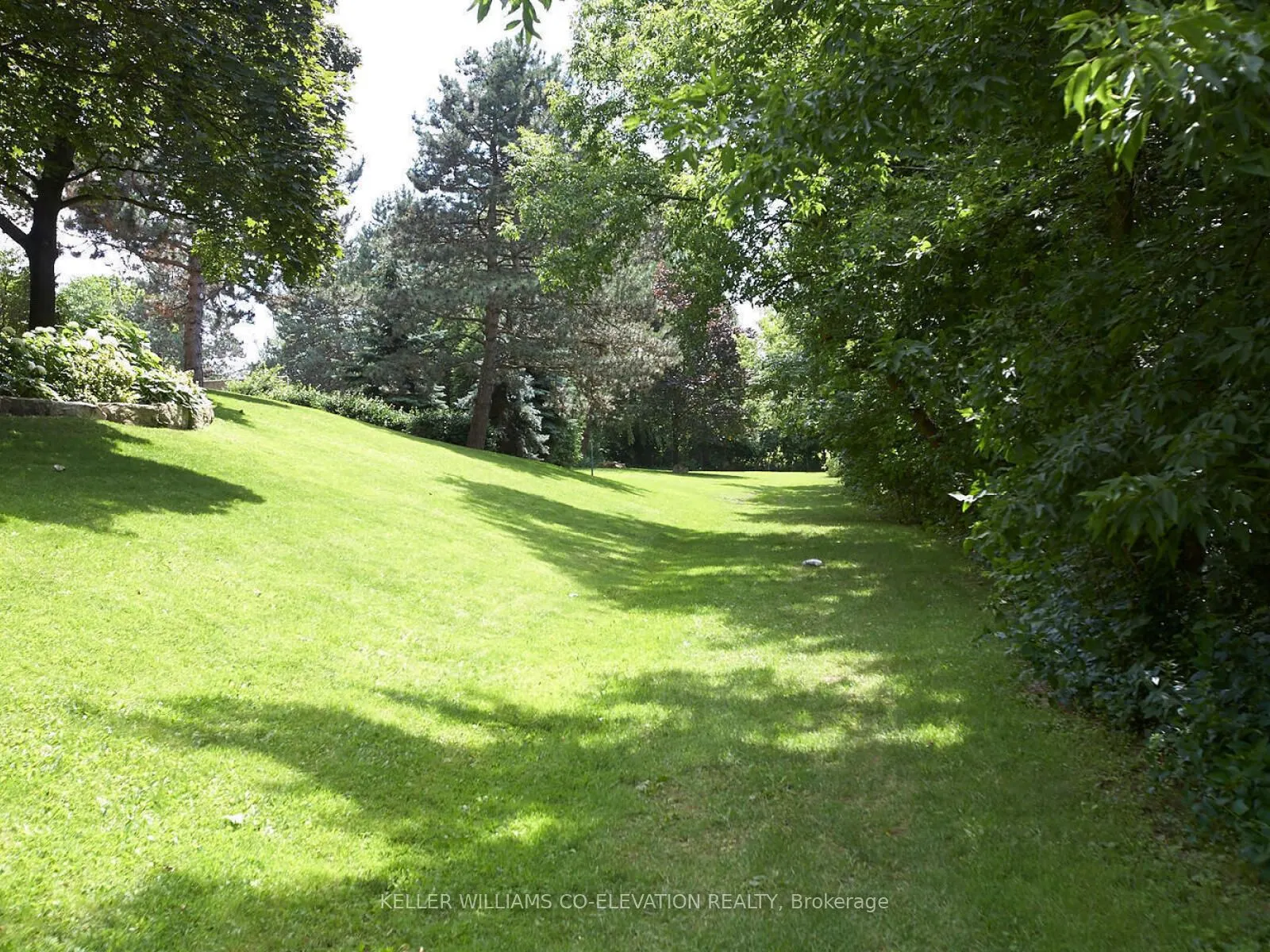 250 Scarlett Road, #2009