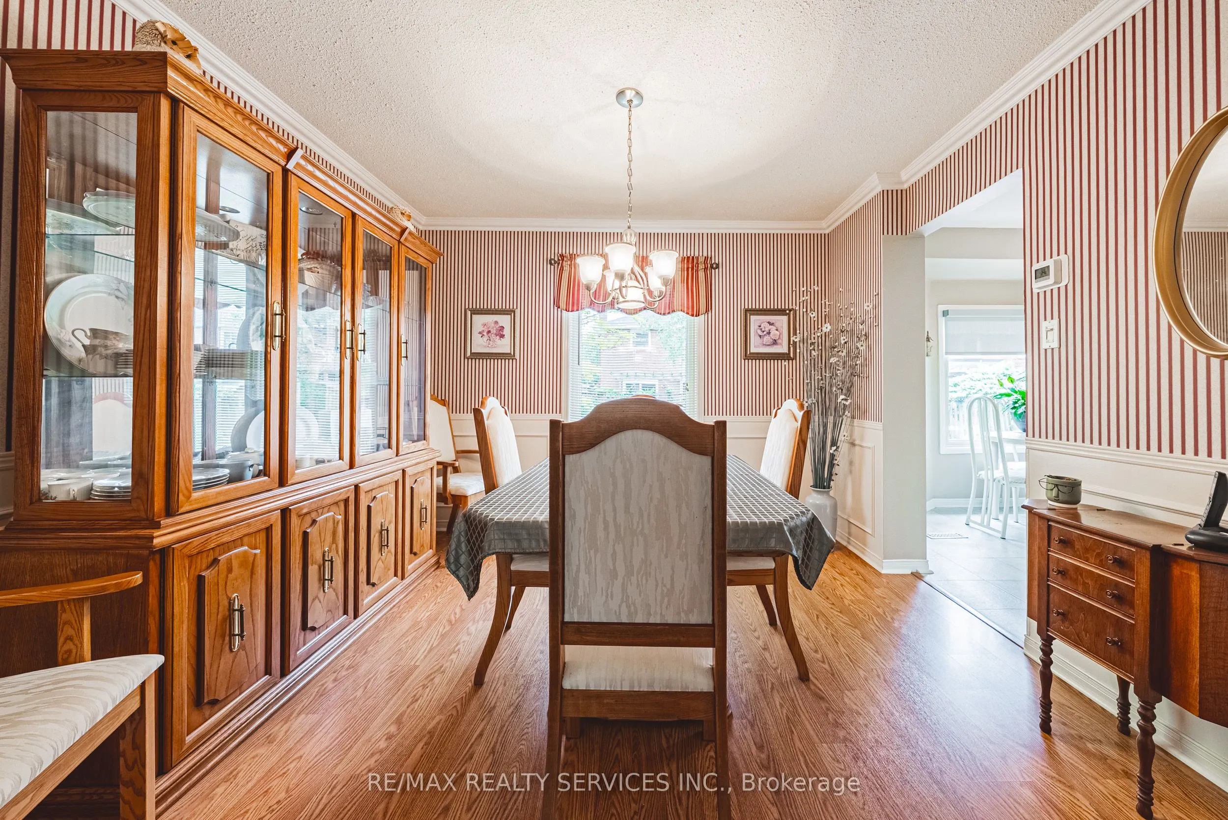 17 Cox Crescent