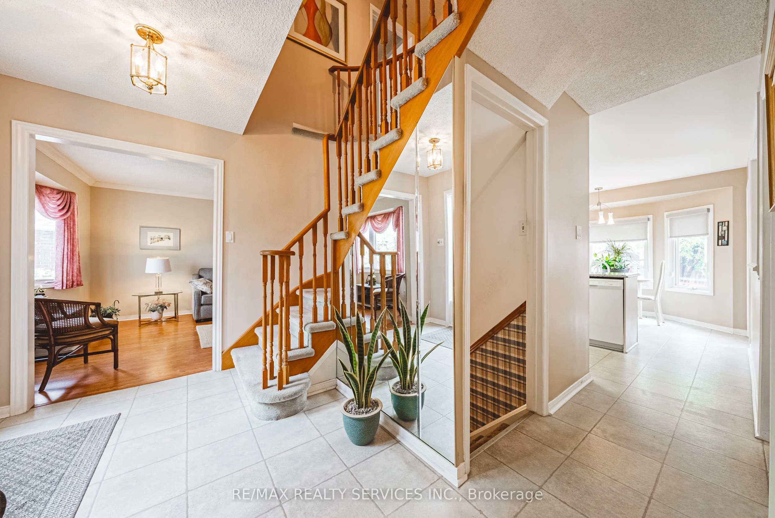 17 Cox Crescent