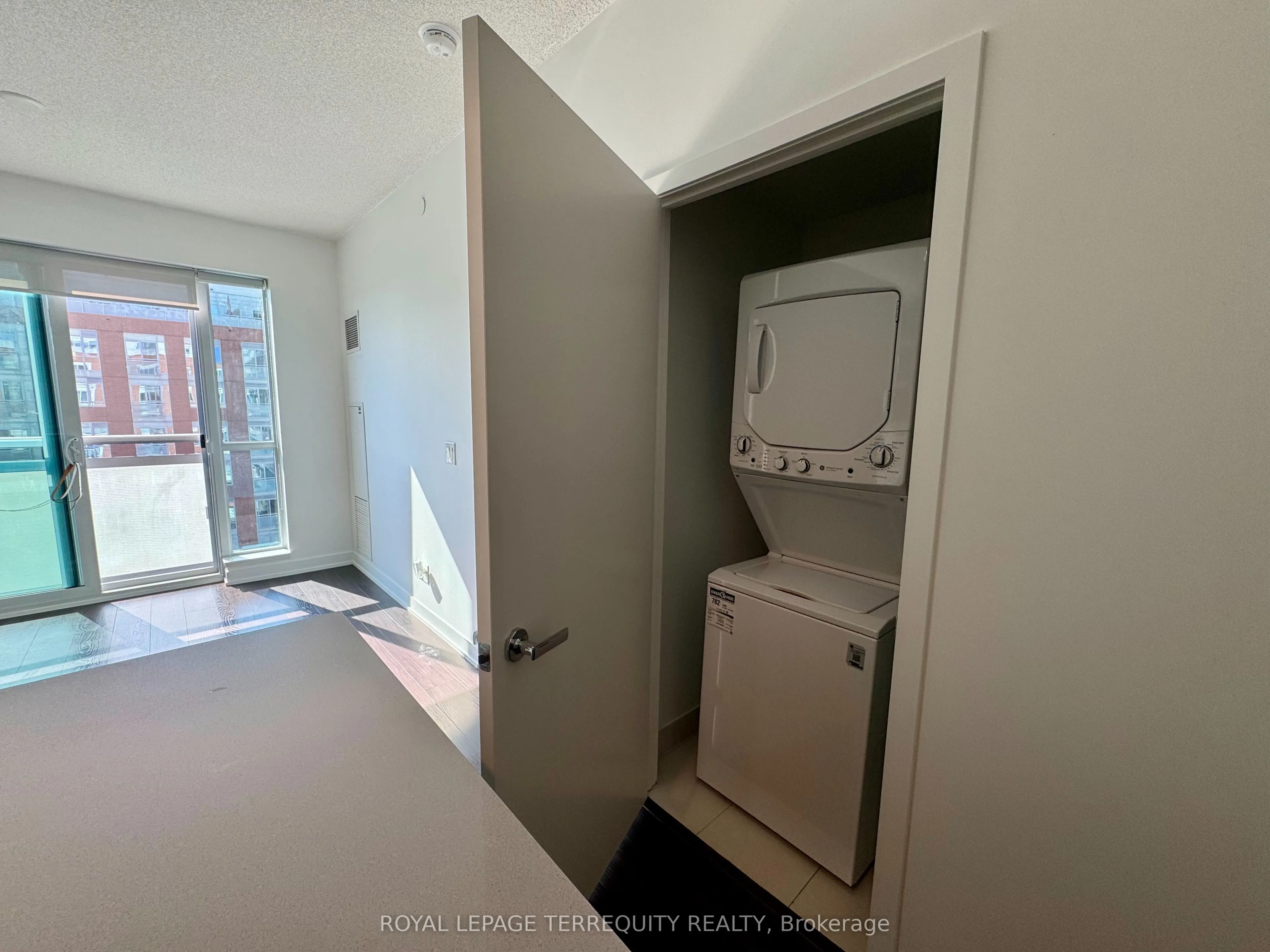 1830 Bloor Street W, #713