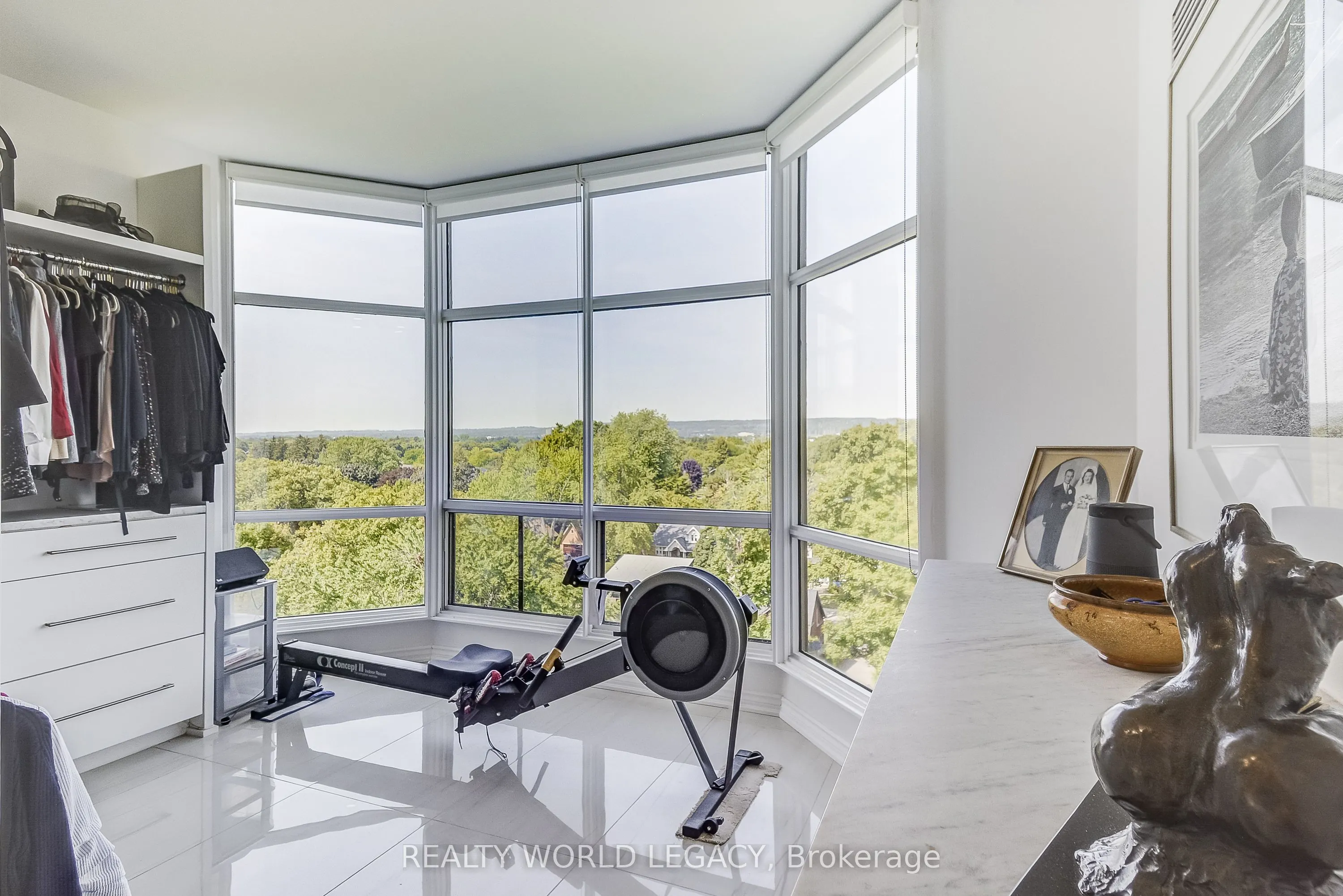 1237 North Shore Boulevard E, #906