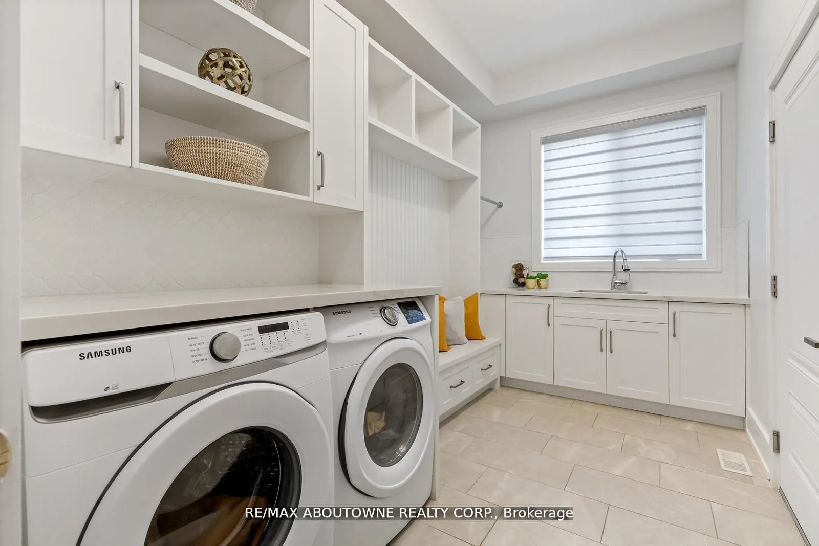 265 Woodale Avenue, #Upper