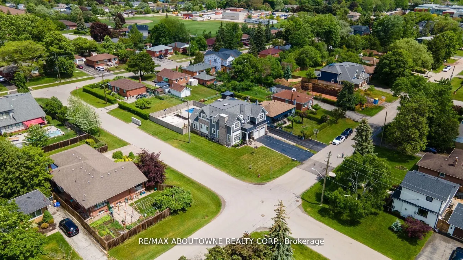 265 Woodale Avenue, #Upper