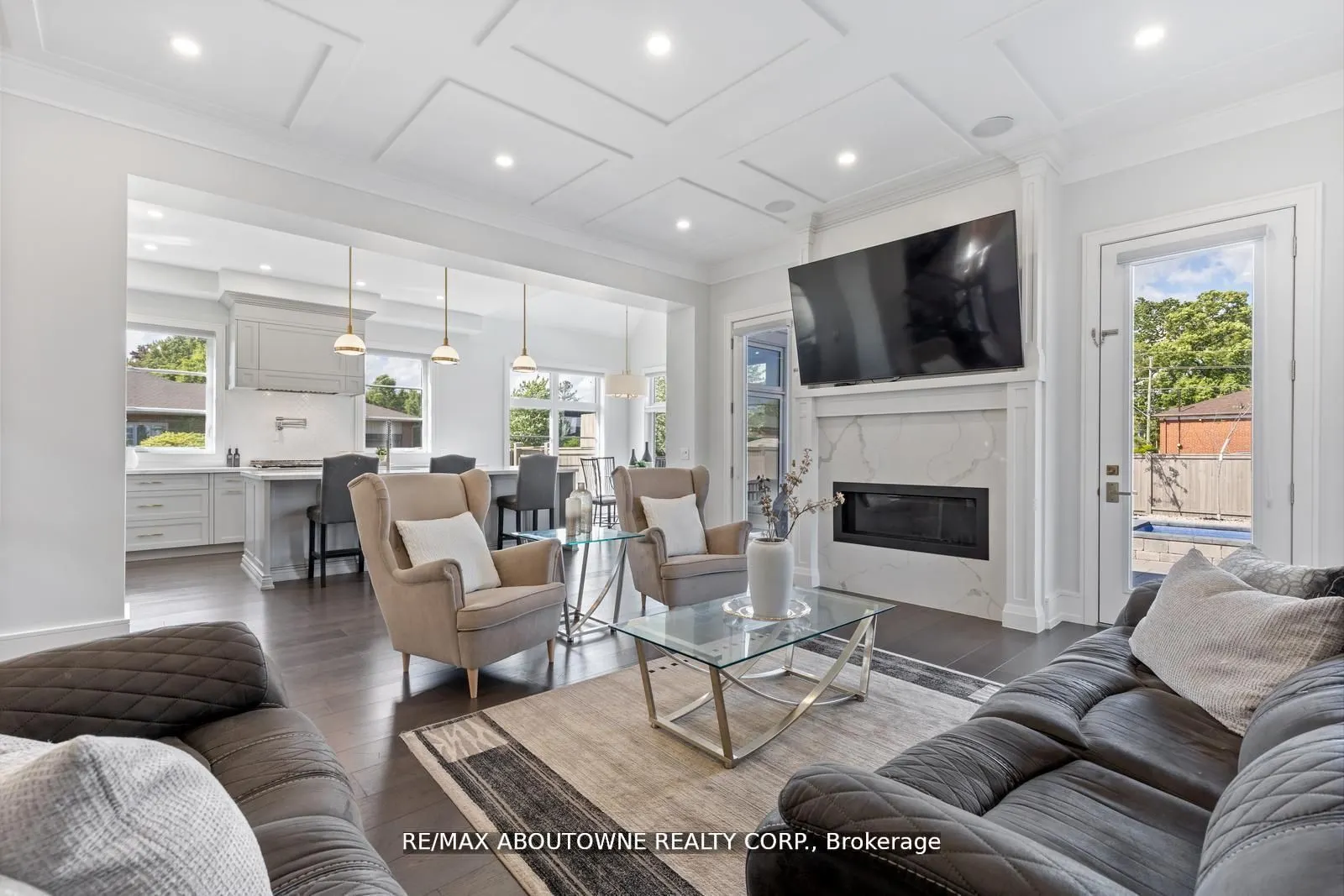 265 Woodale Avenue, #Upper