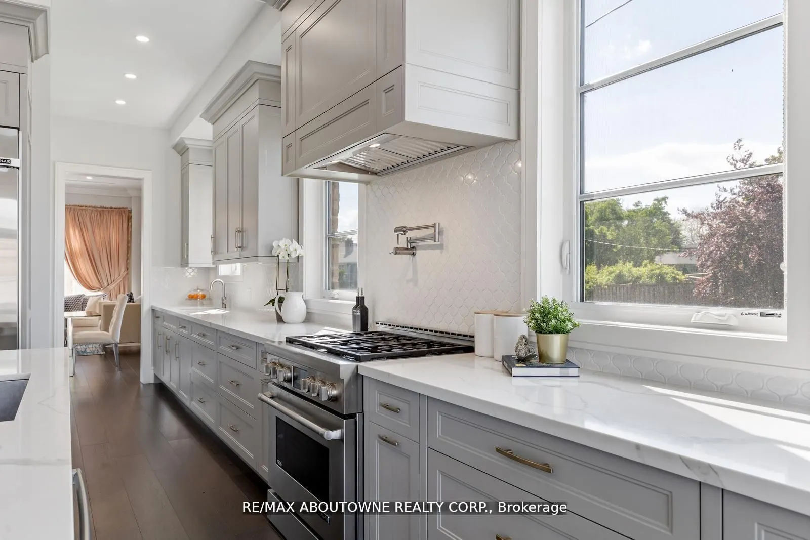 265 Woodale Avenue, #Upper