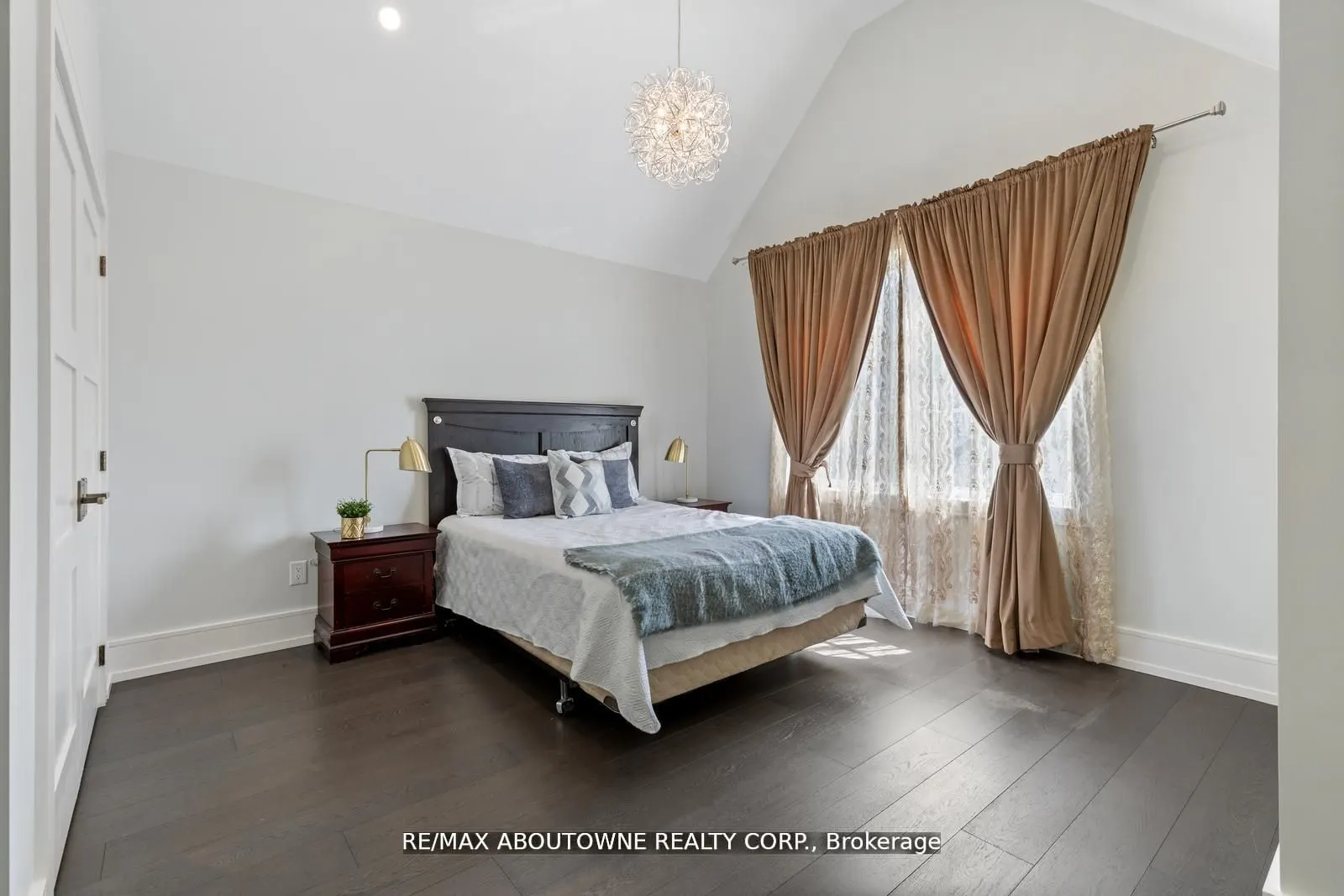 265 Woodale Avenue, #Upper