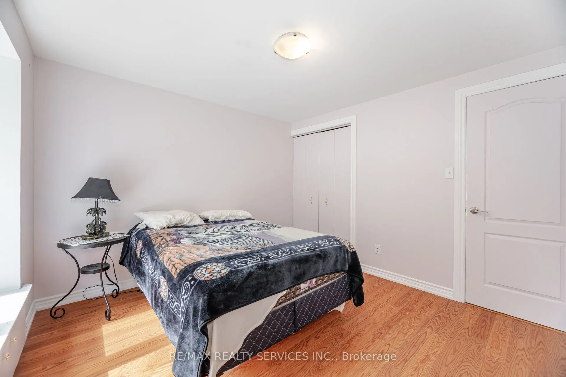 6 Glenmore Crescent