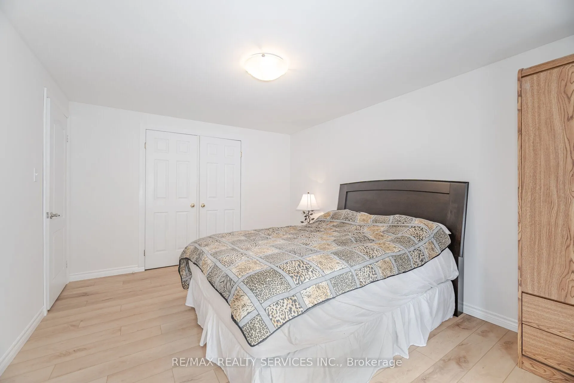 6 Glenmore Crescent