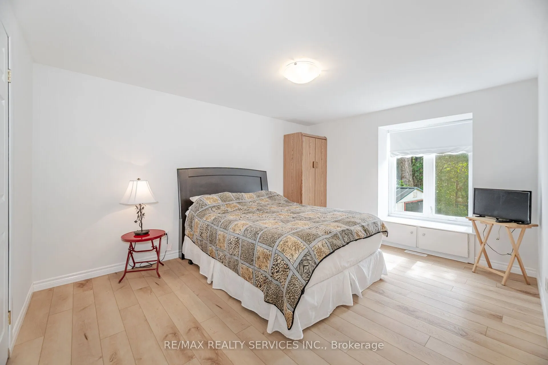6 Glenmore Crescent