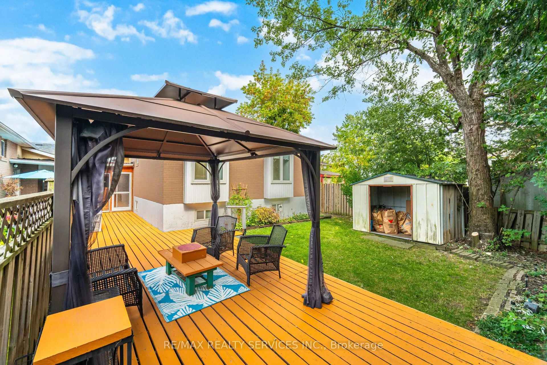 6 Glenmore Crescent