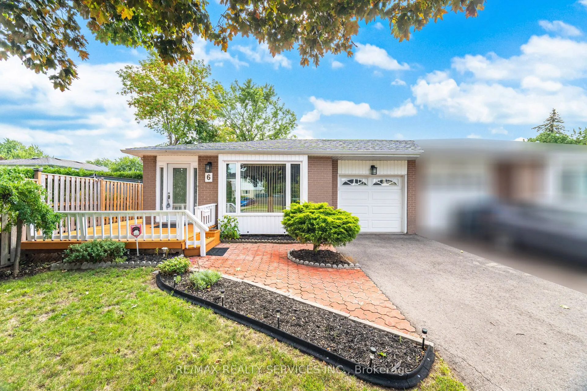 6 Glenmore Crescent