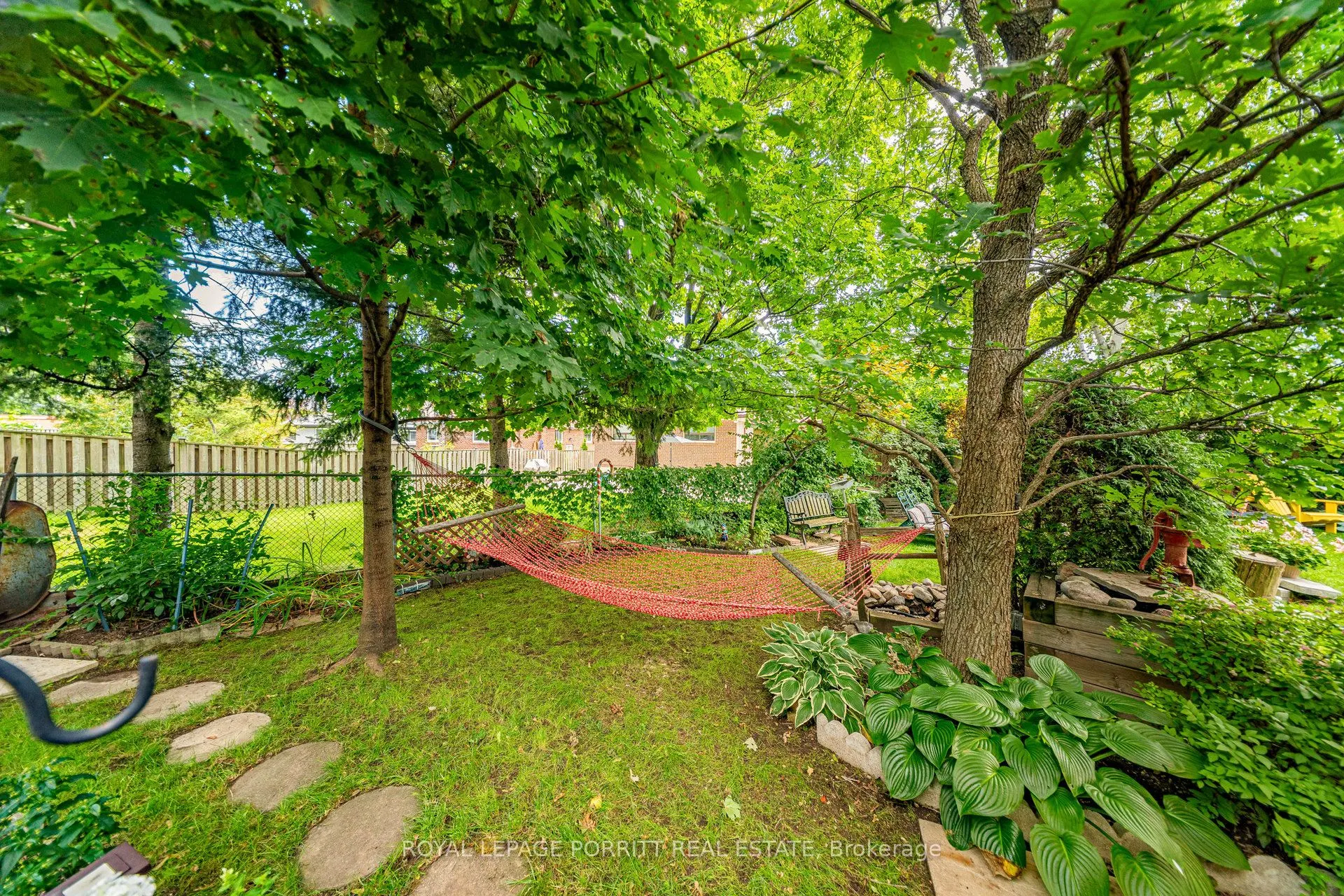 26 Richland Crescent