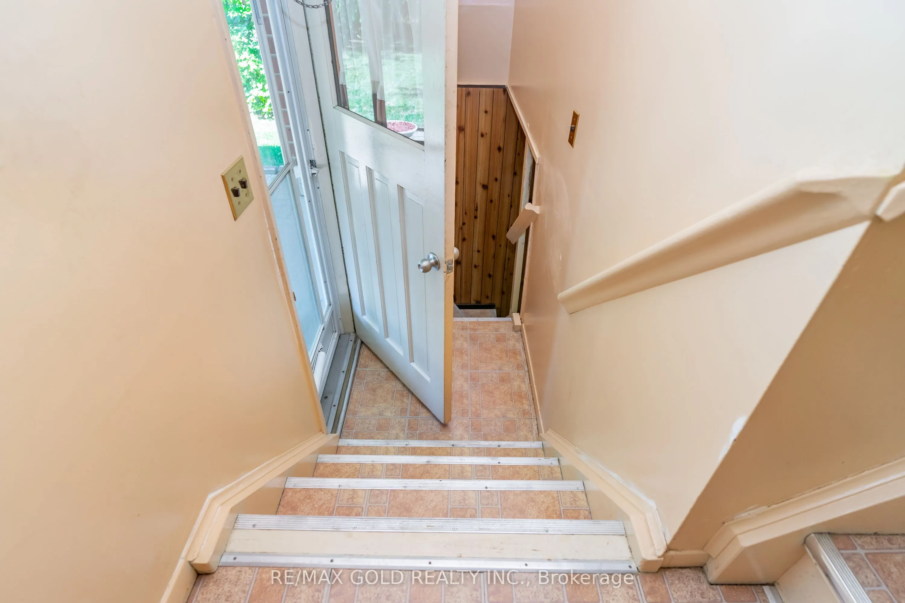20 Dunster Crescent