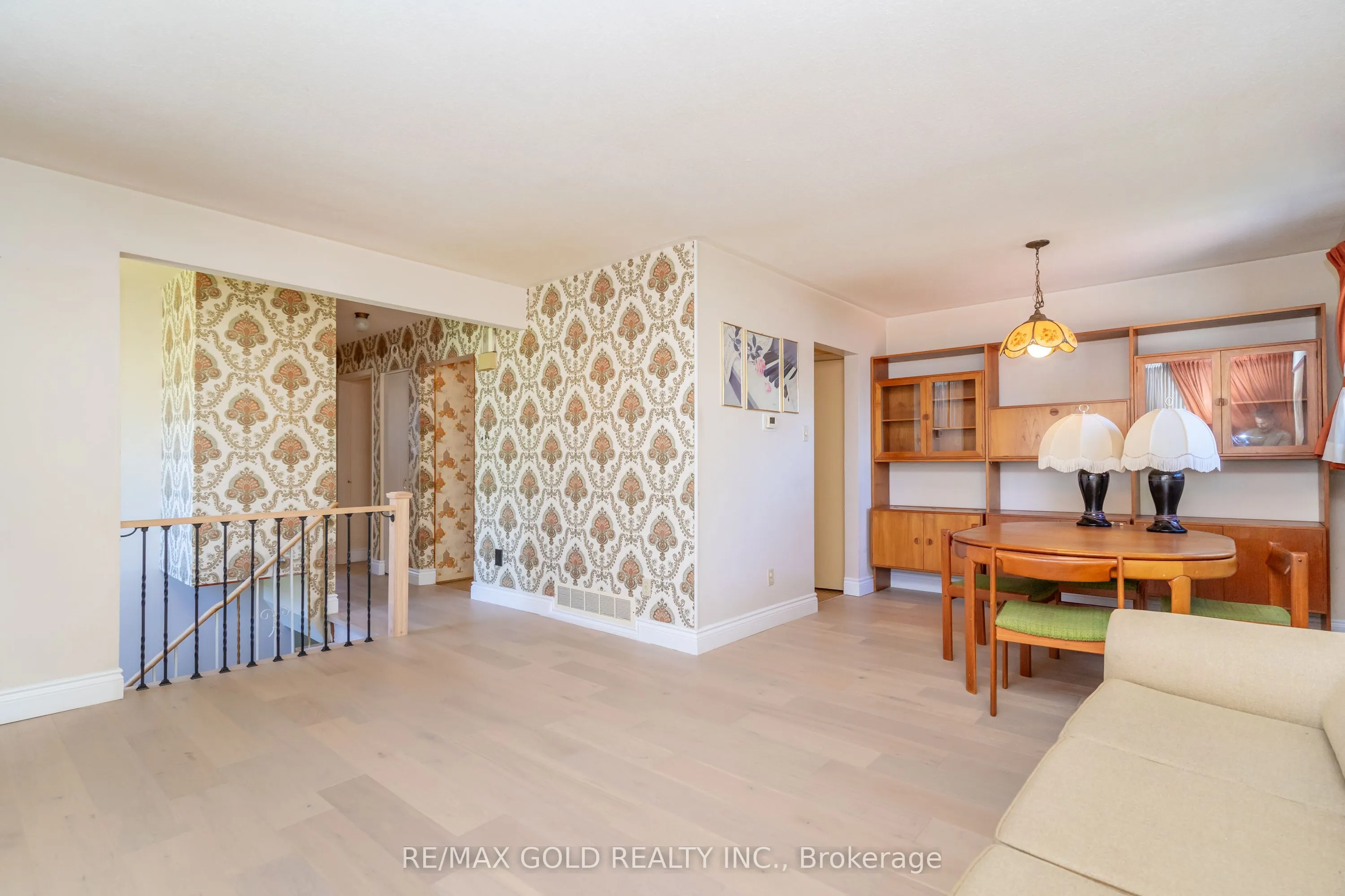 20 Dunster Crescent