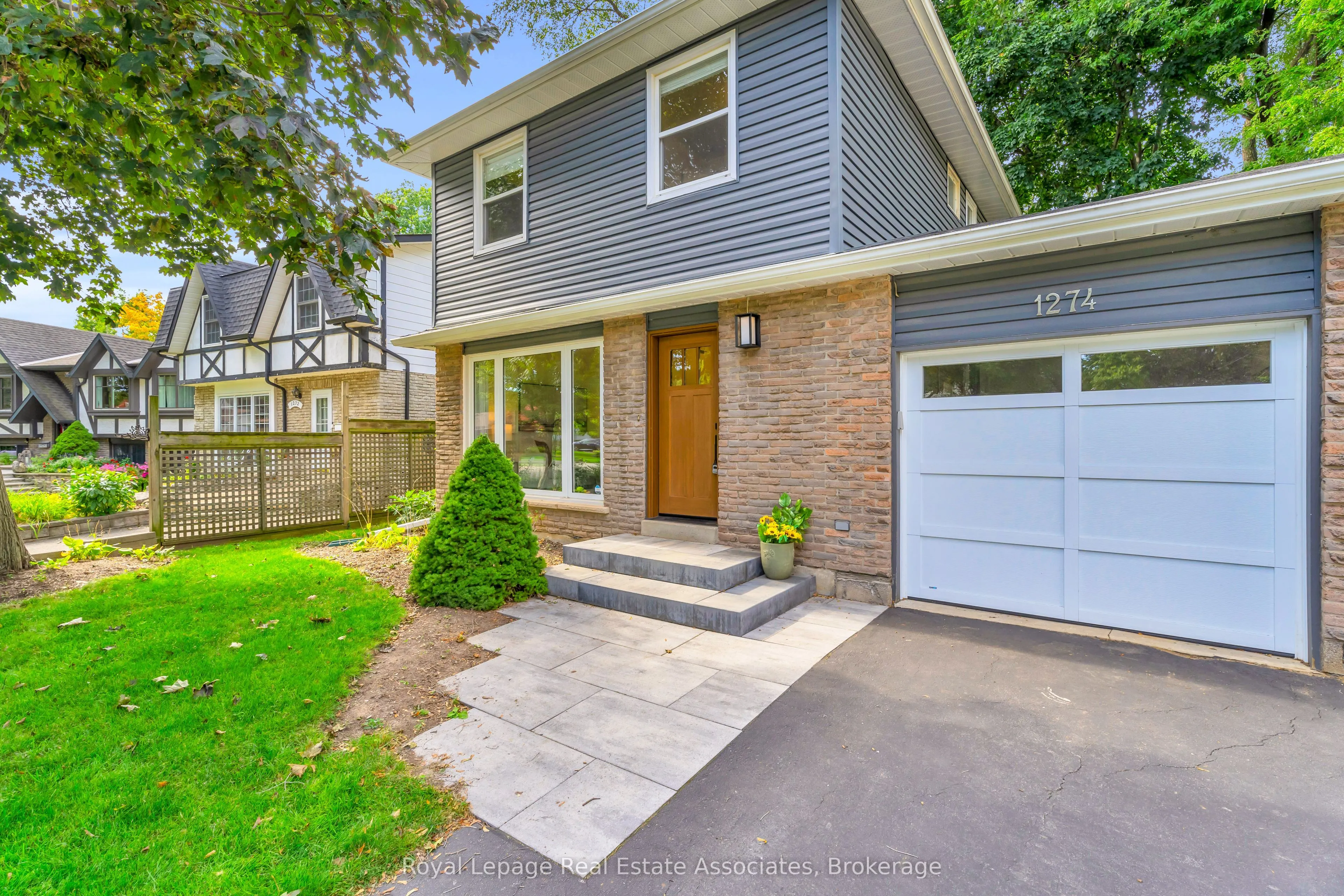 1274 Richards Crescent