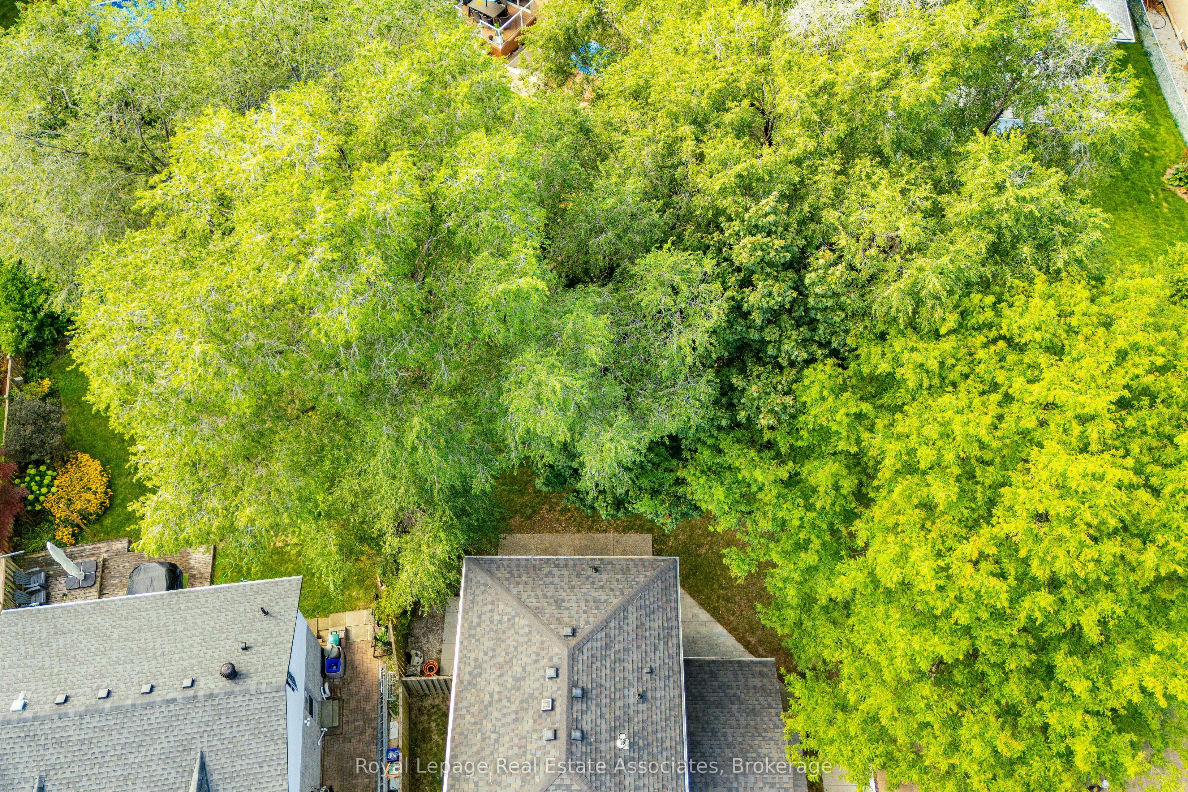 1274 Richards Crescent
