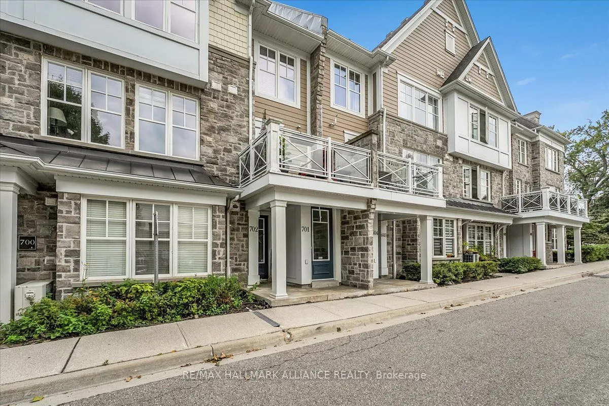 1011 Deta Road, #701