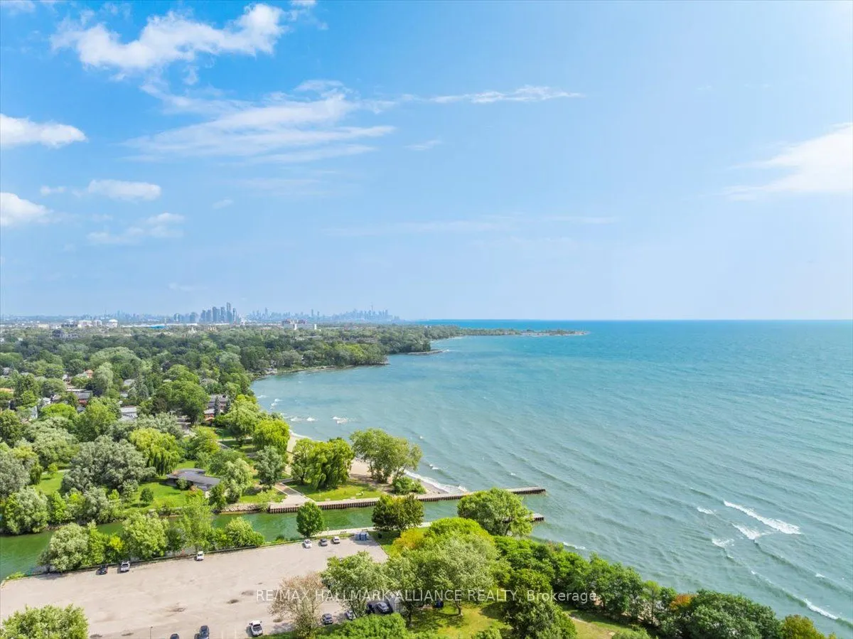 1011 Deta Road, #701