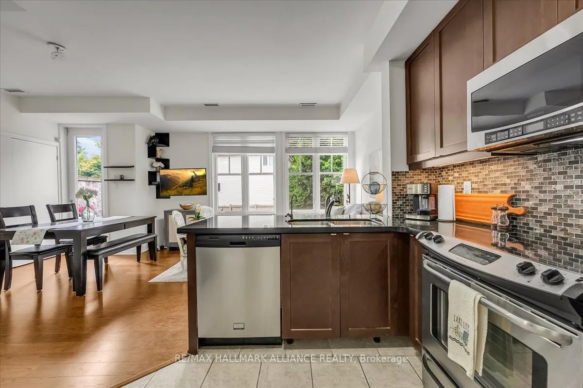 1011 Deta Road, #701