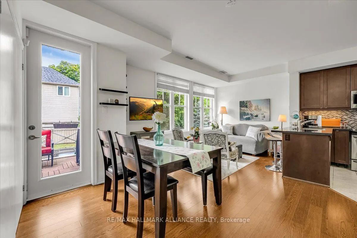 1011 Deta Road, #701