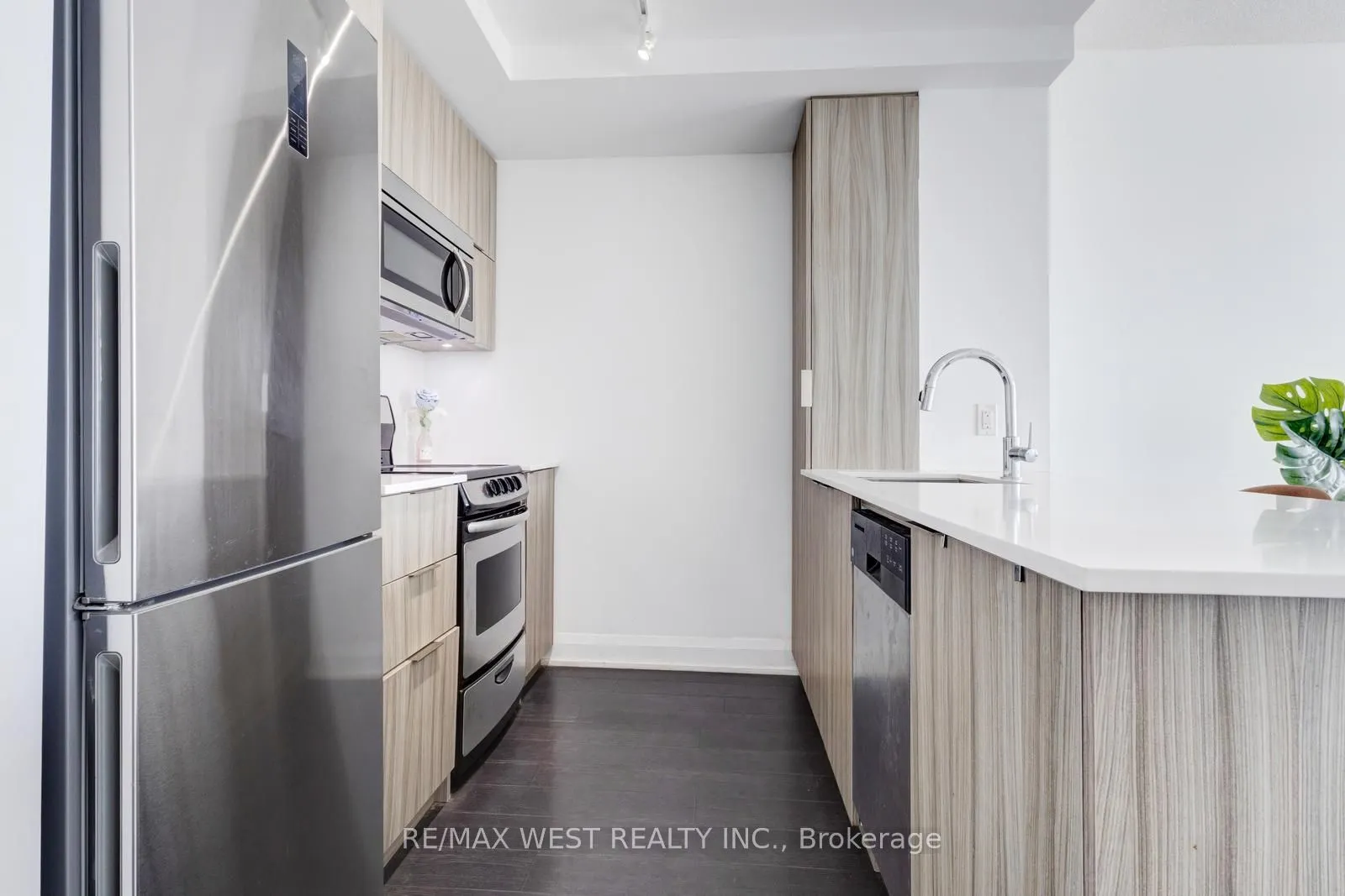 56 Annie Craig Drive, #1707