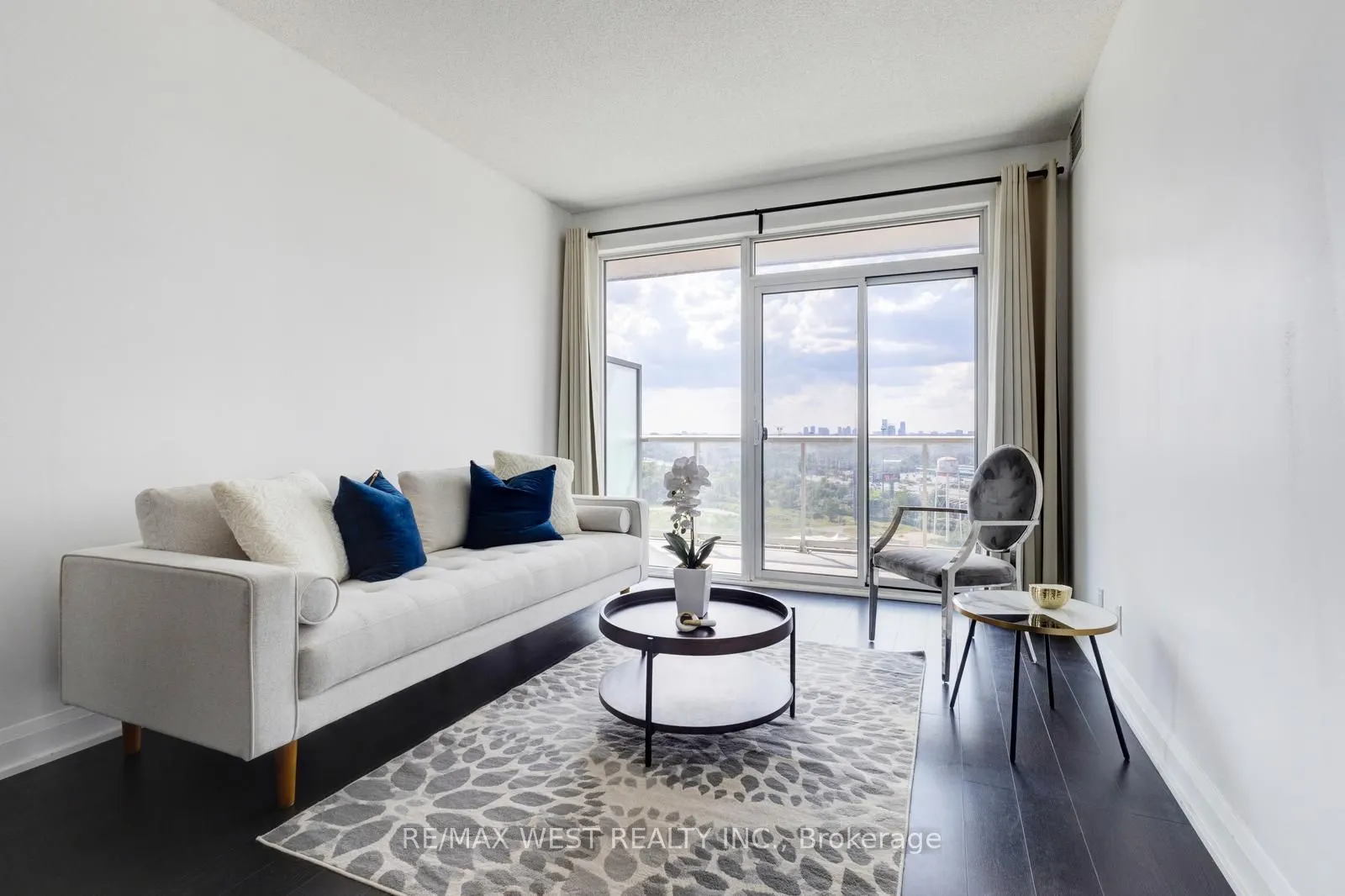 56 Annie Craig Drive, #1707