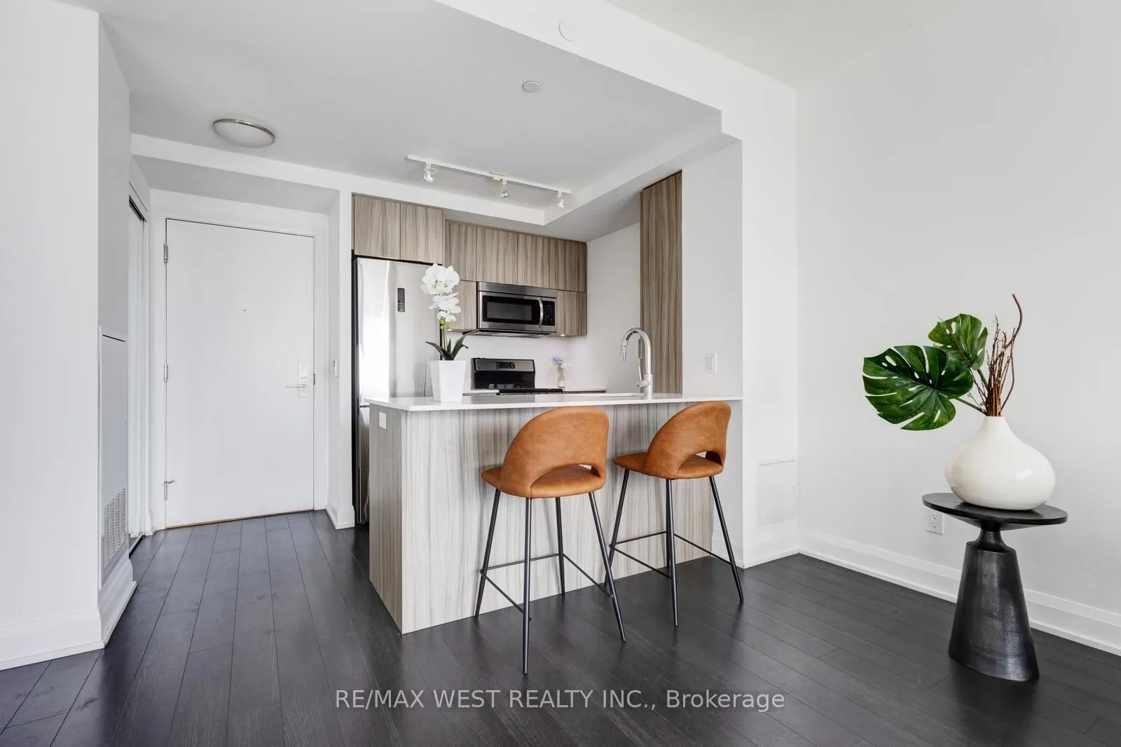 56 Annie Craig Drive, #1707