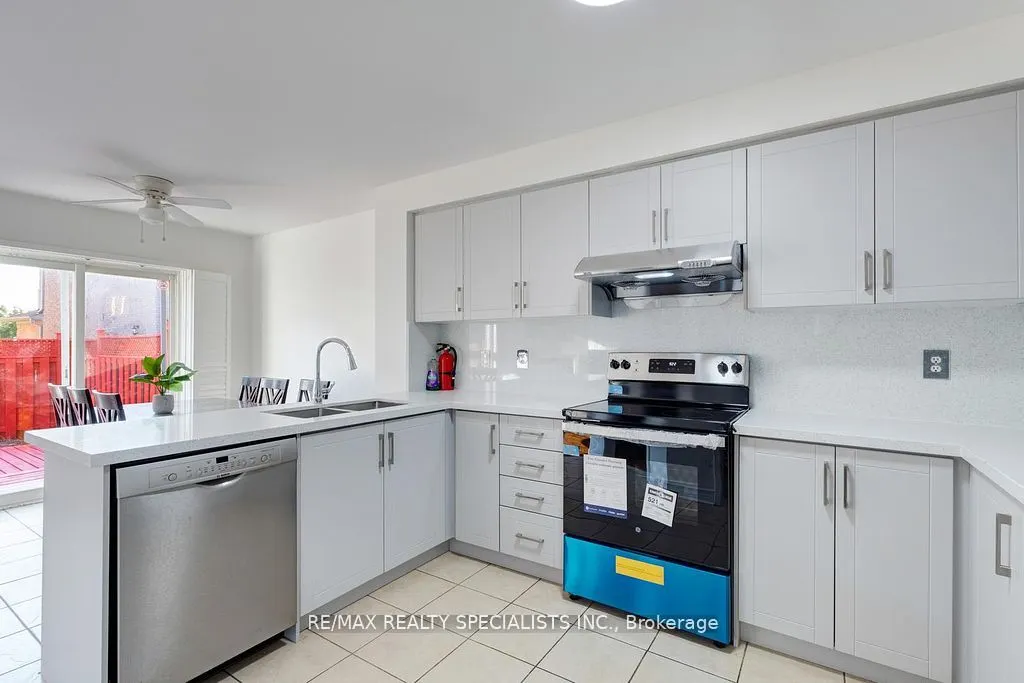42 Trumpet Valley Boulevard