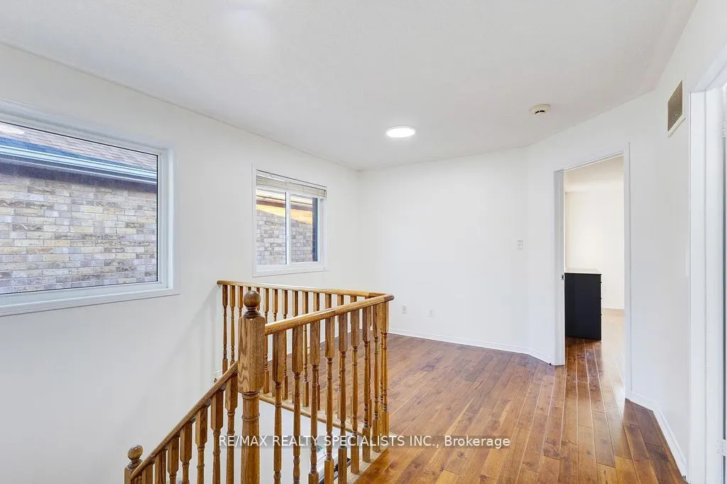 42 Trumpet Valley Boulevard