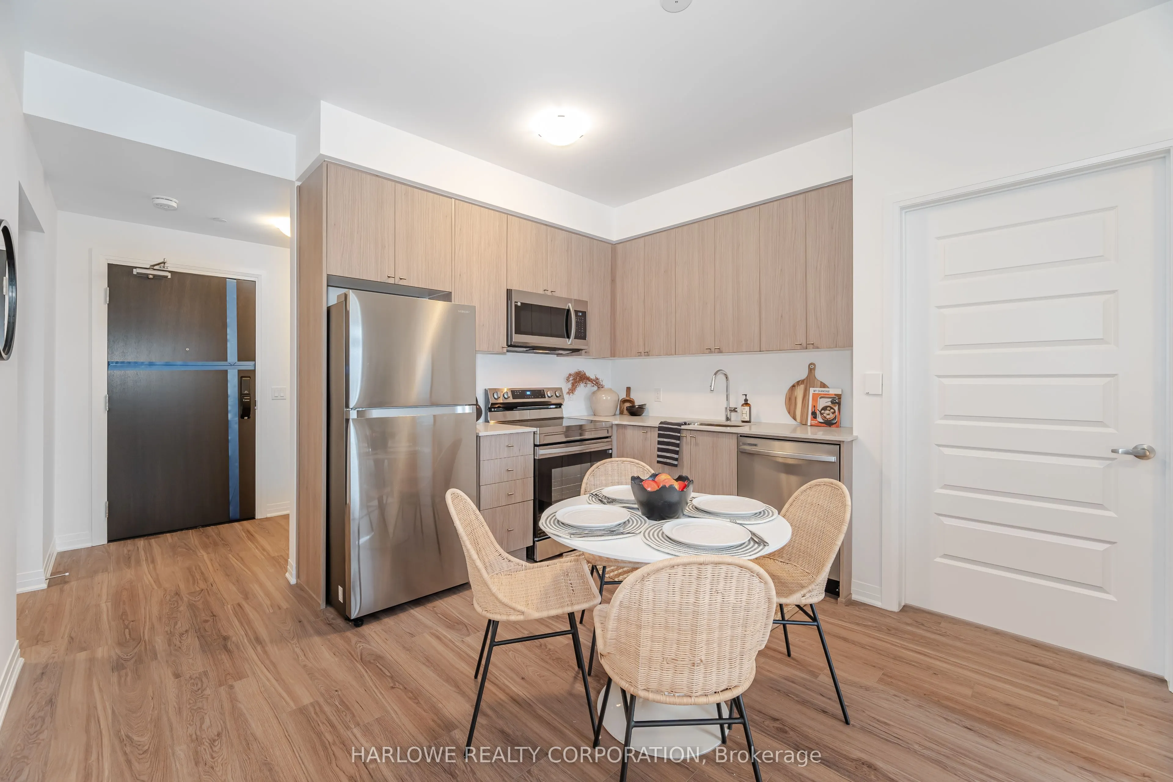 490 Gordon Krantz Avenue, #513