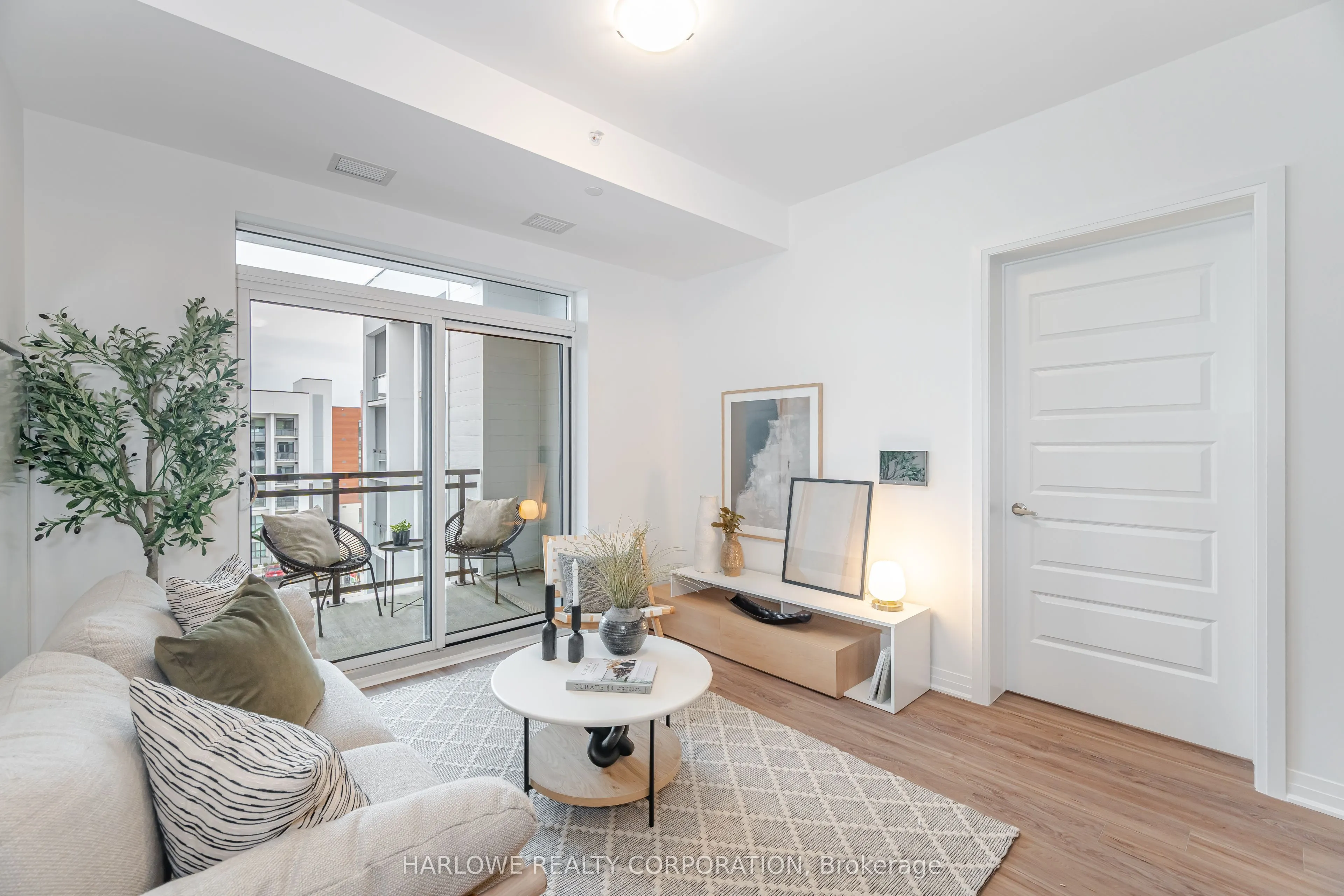 490 Gordon Krantz Avenue, #513