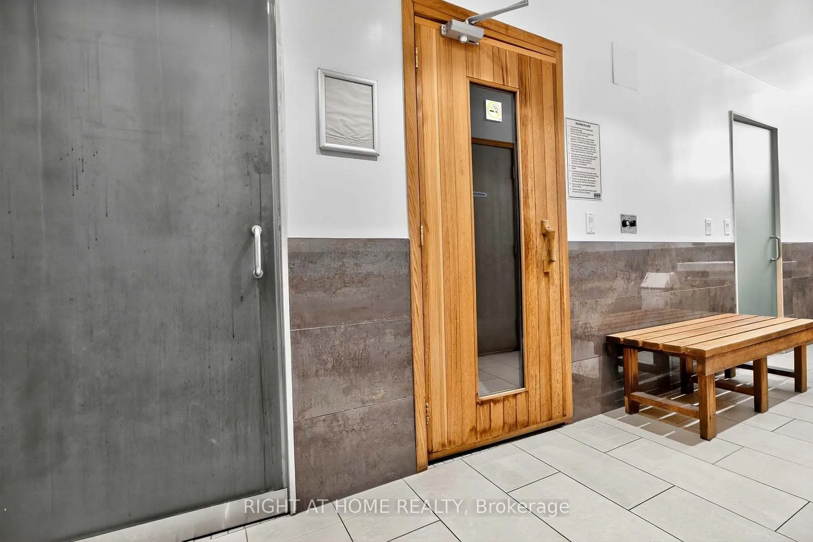 220 Burnhamthorpe Road W, #717