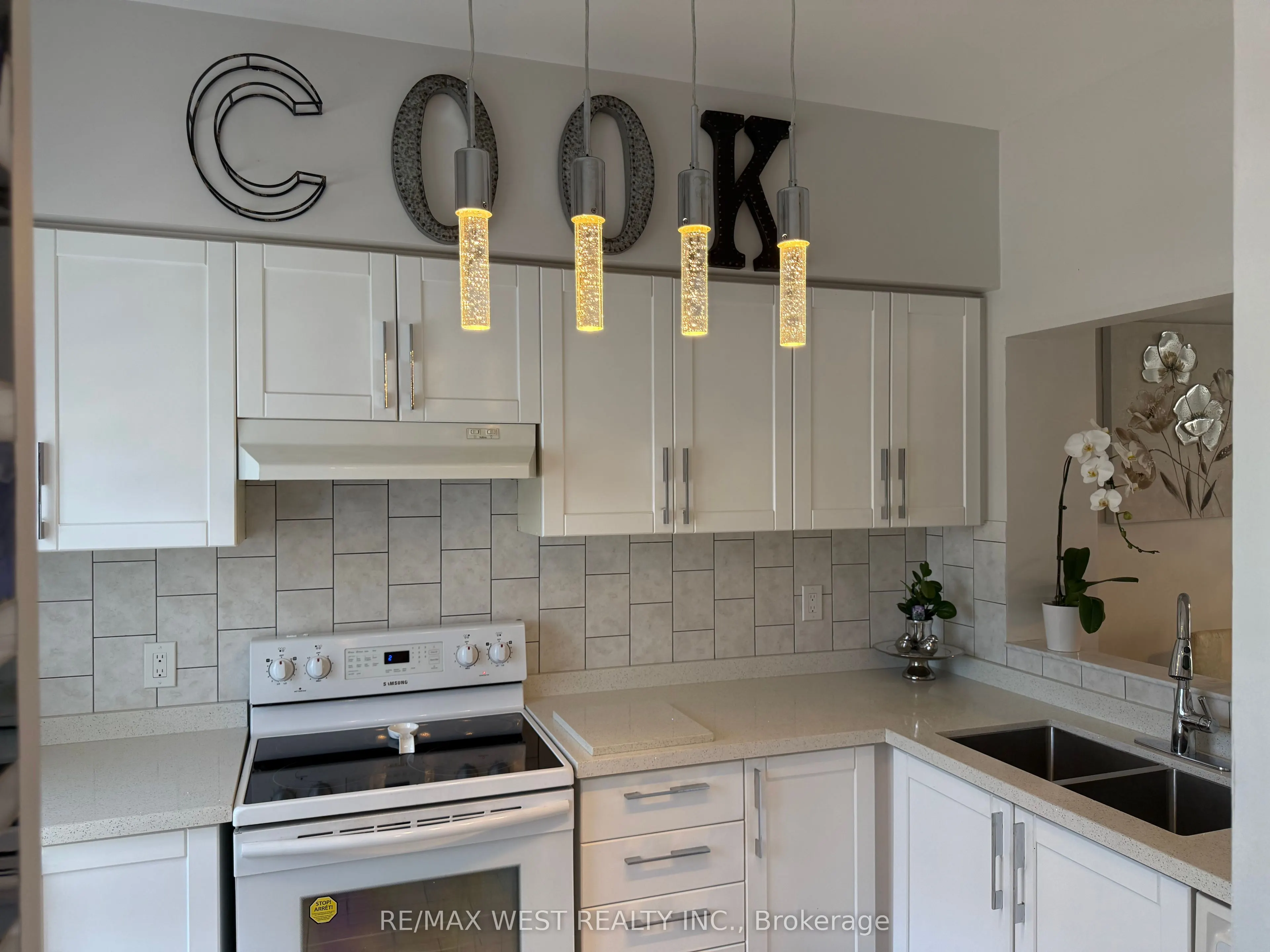 630 Evans Avenue, #22