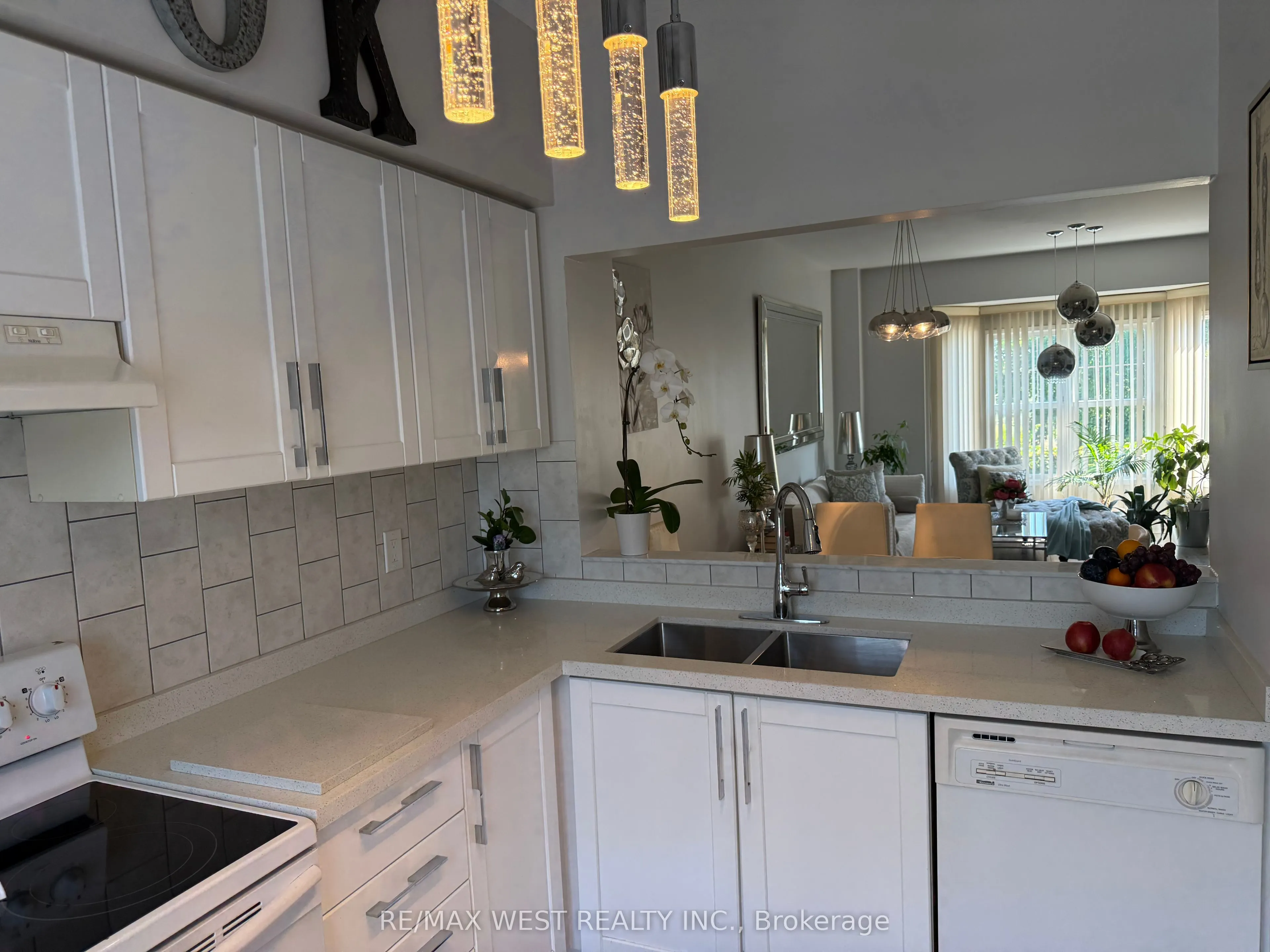 630 Evans Avenue, #22