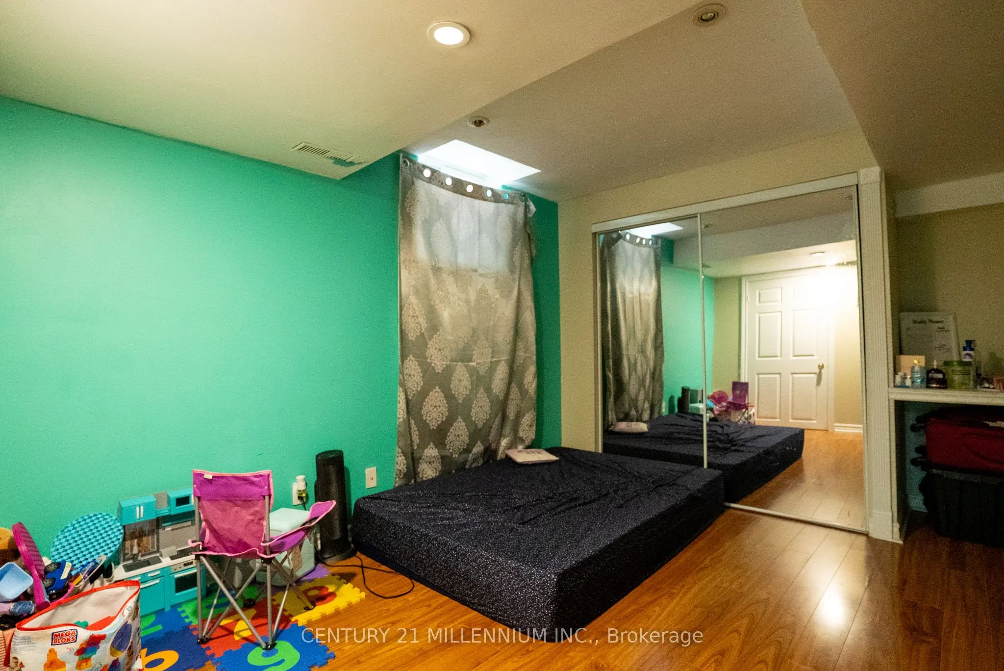 11 Blairwood Court