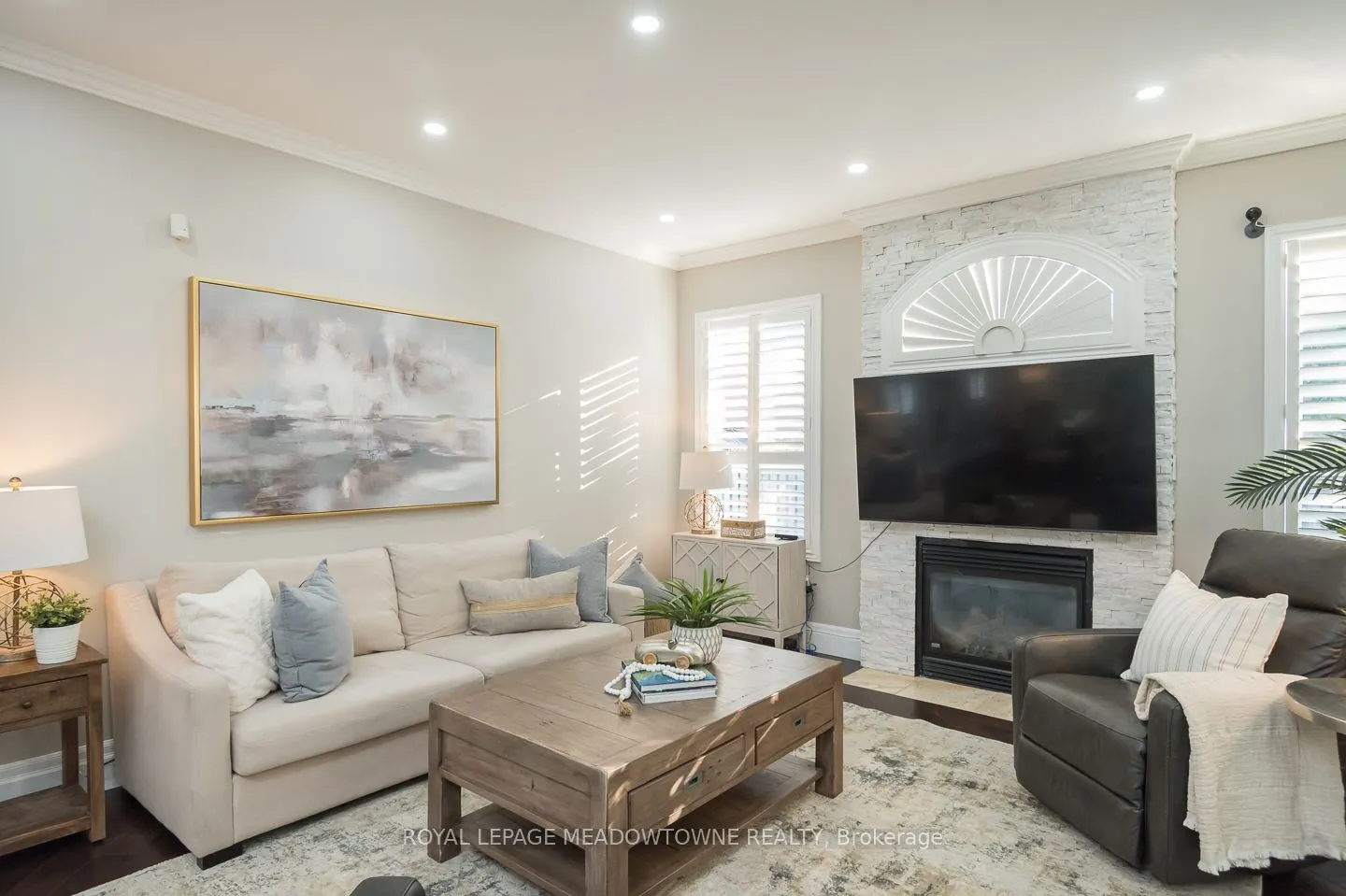 371 Alexander Crescent