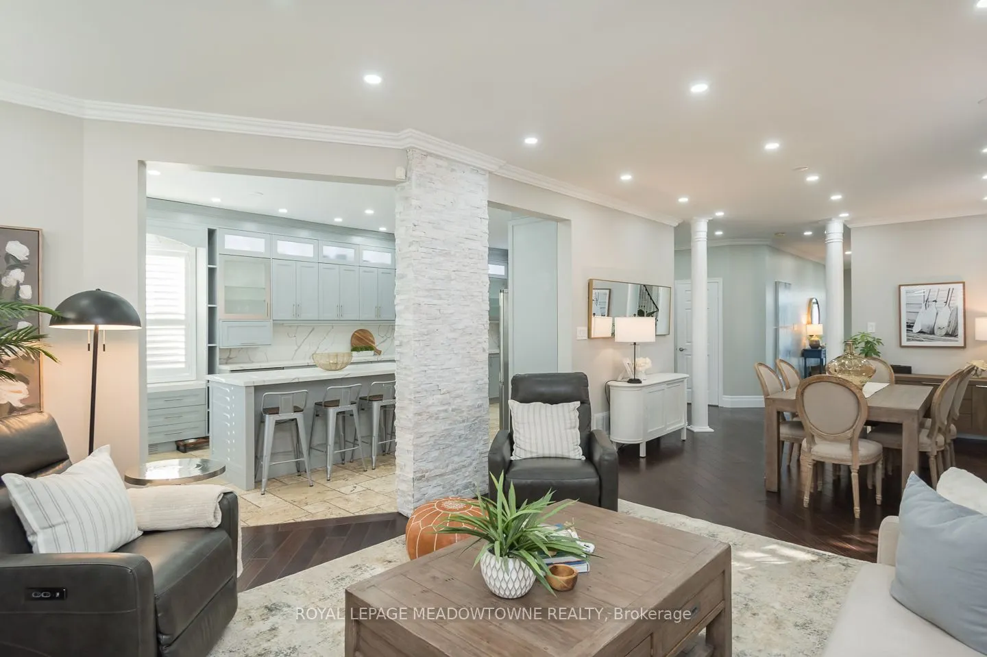 371 Alexander Crescent