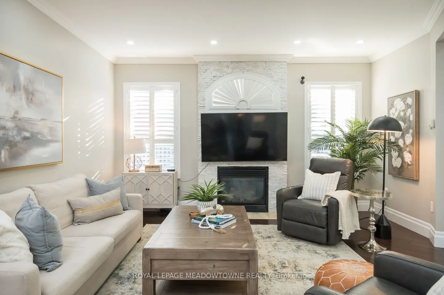 371 Alexander Crescent