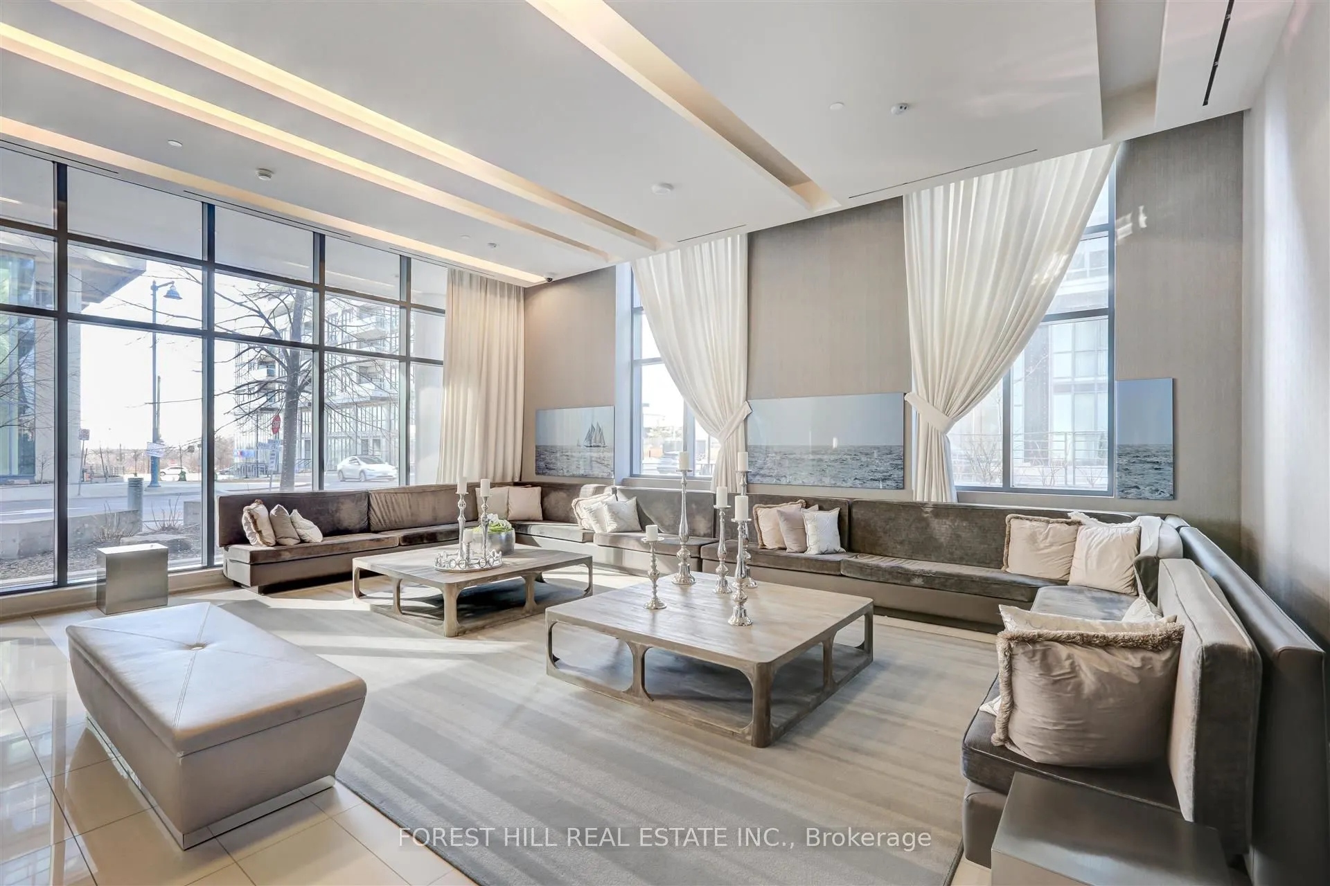 60 Annie Craig Drive, #614