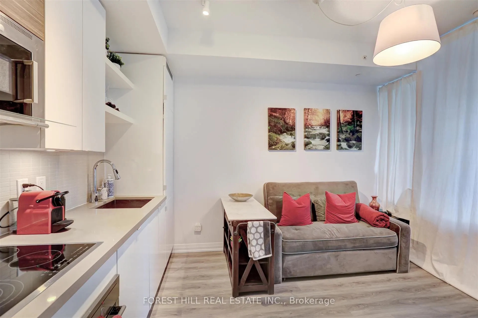 60 Annie Craig Drive, #614