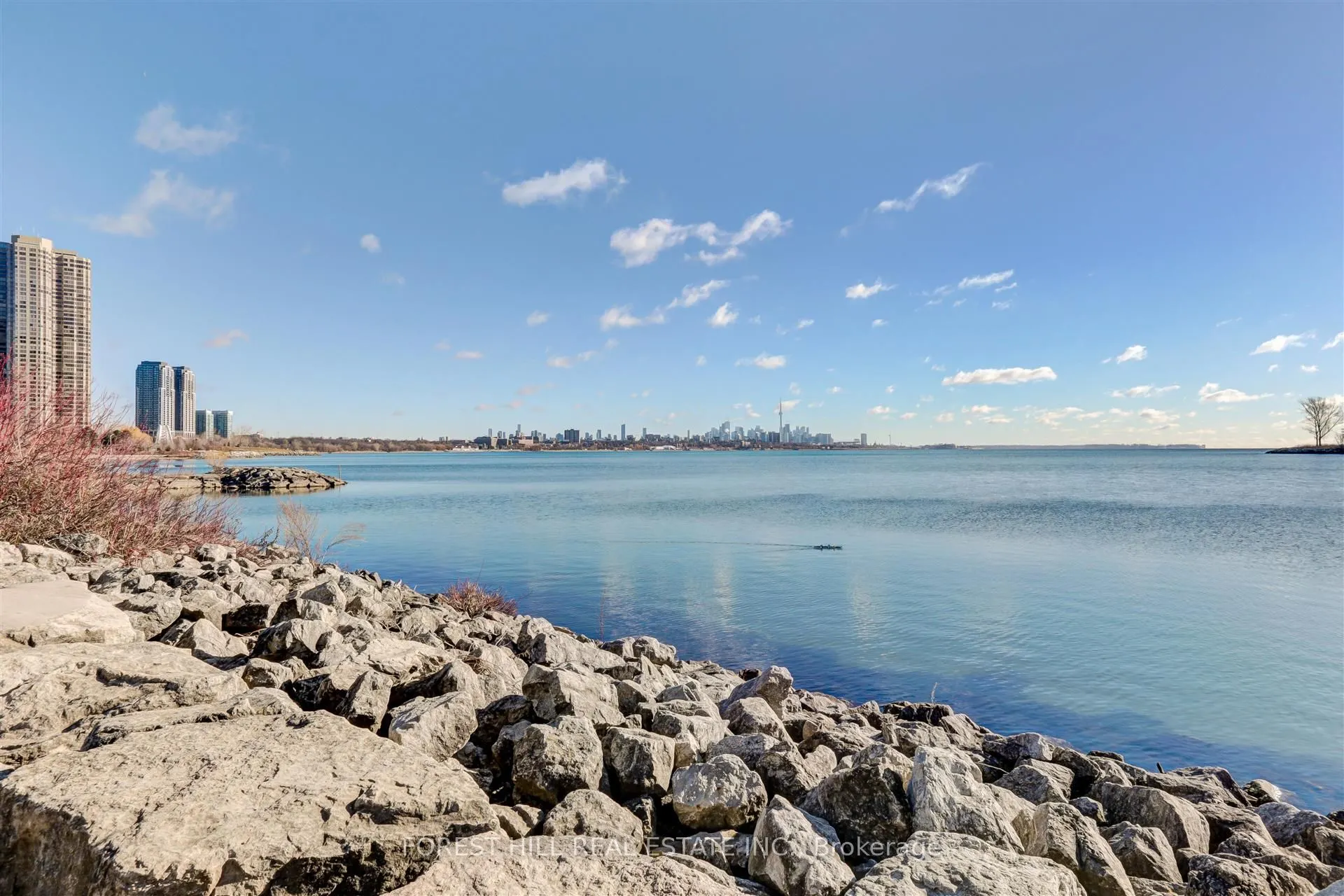 60 Annie Craig Drive, #614